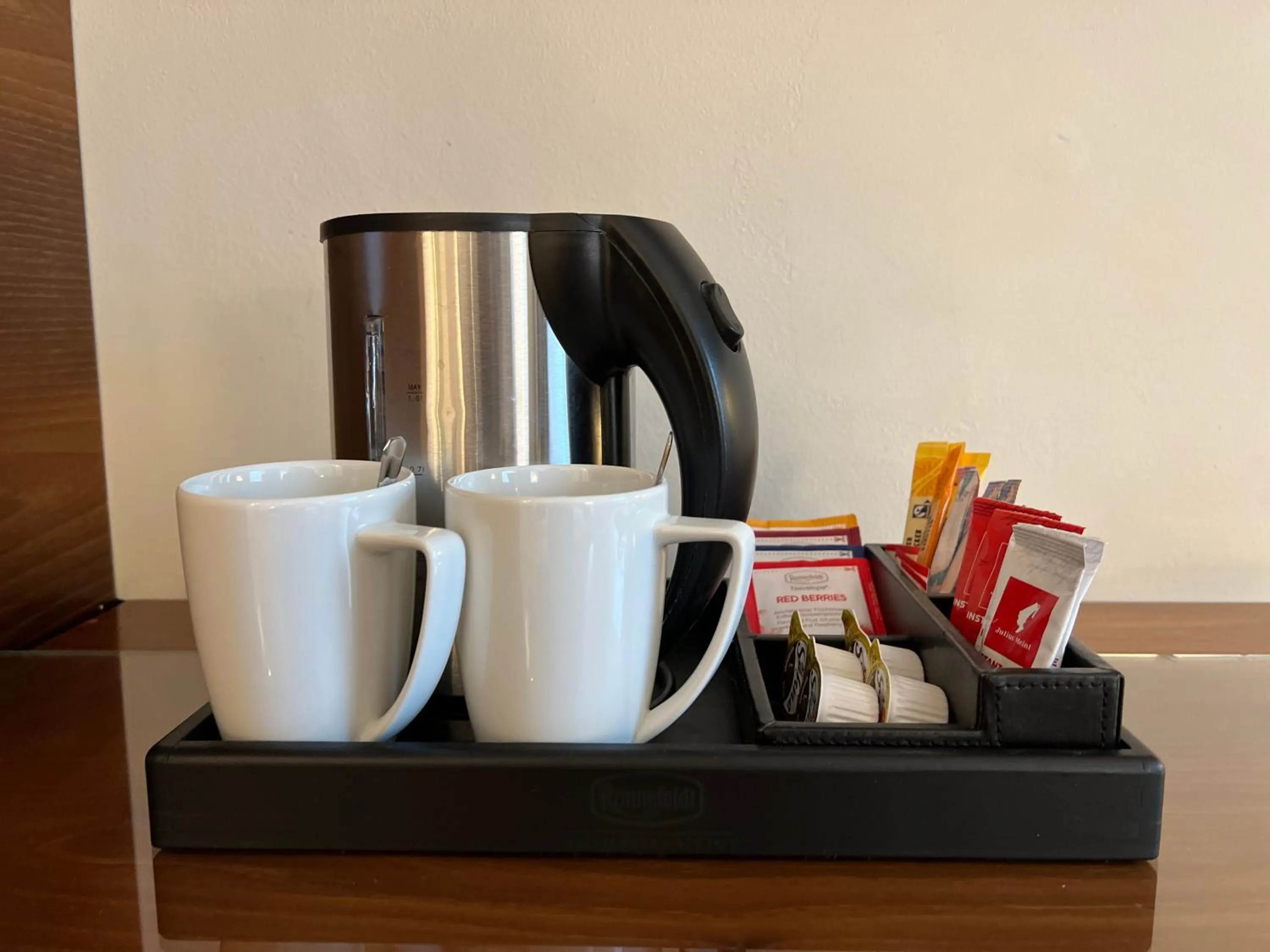 Coffee/tea facilities in Boutique Hotel Das Tigra