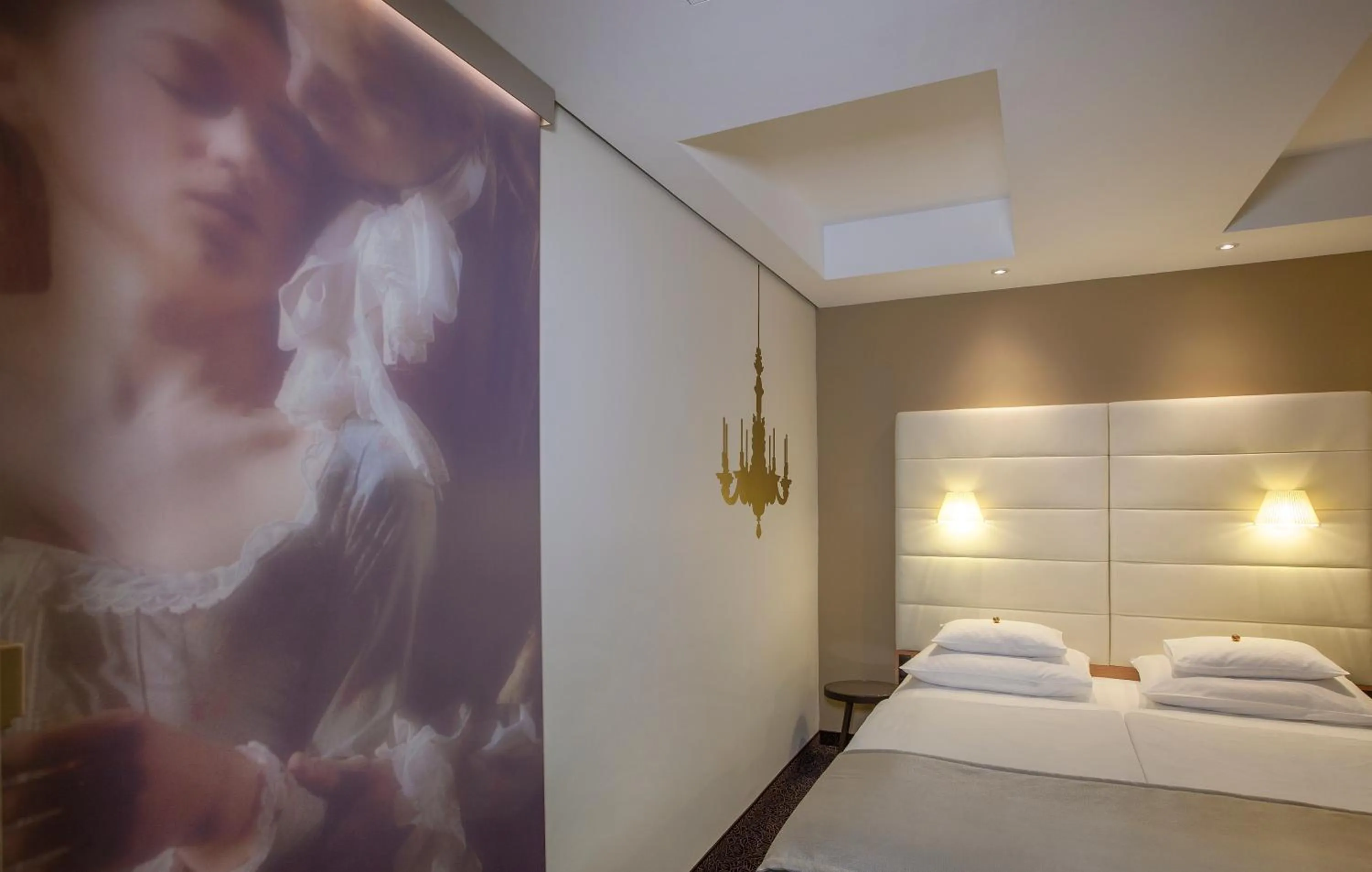 Photo of the whole room, Bed in Boutique Hotel Das Tigra