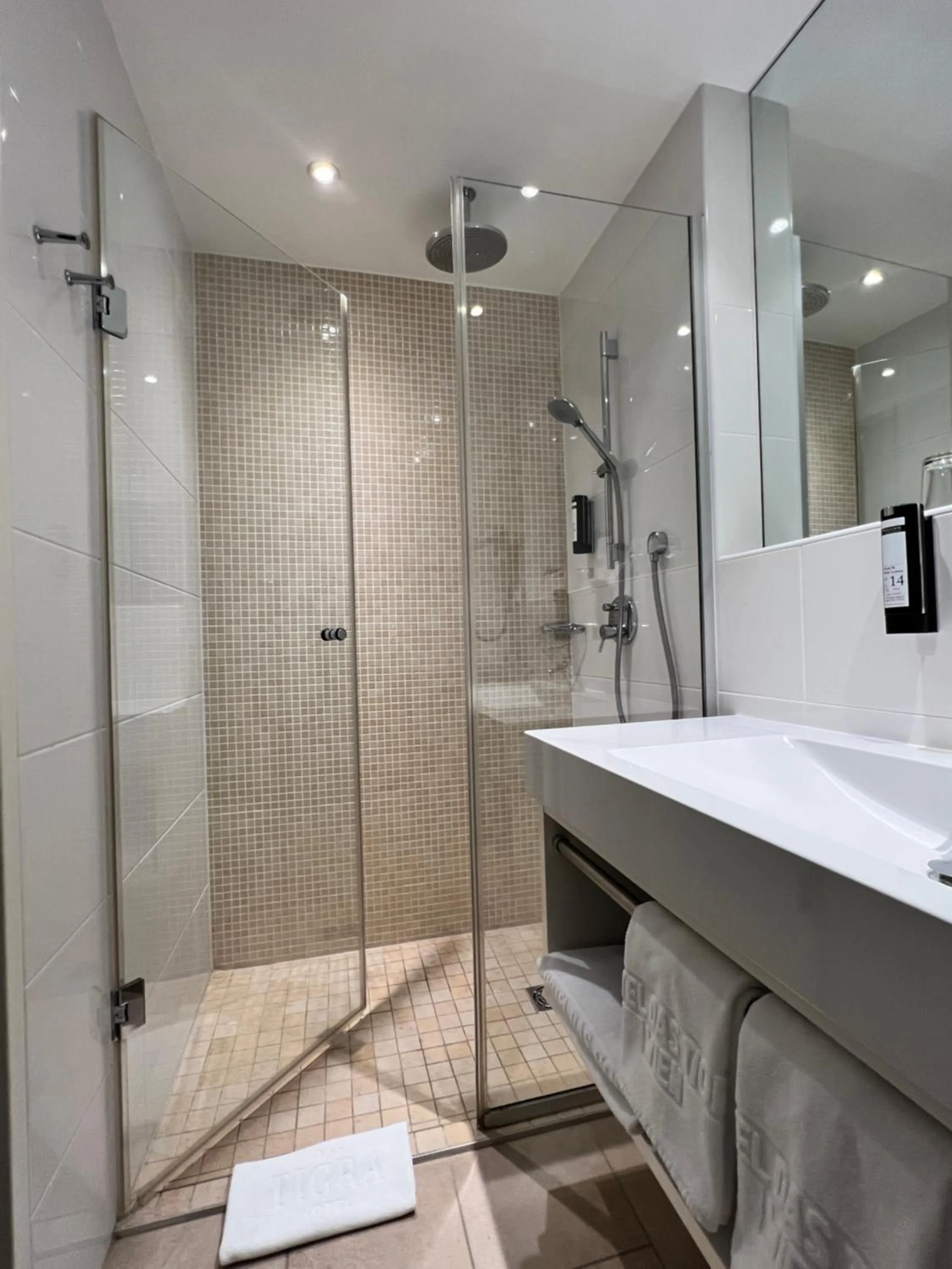 Bathroom in Boutique Hotel Das Tigra