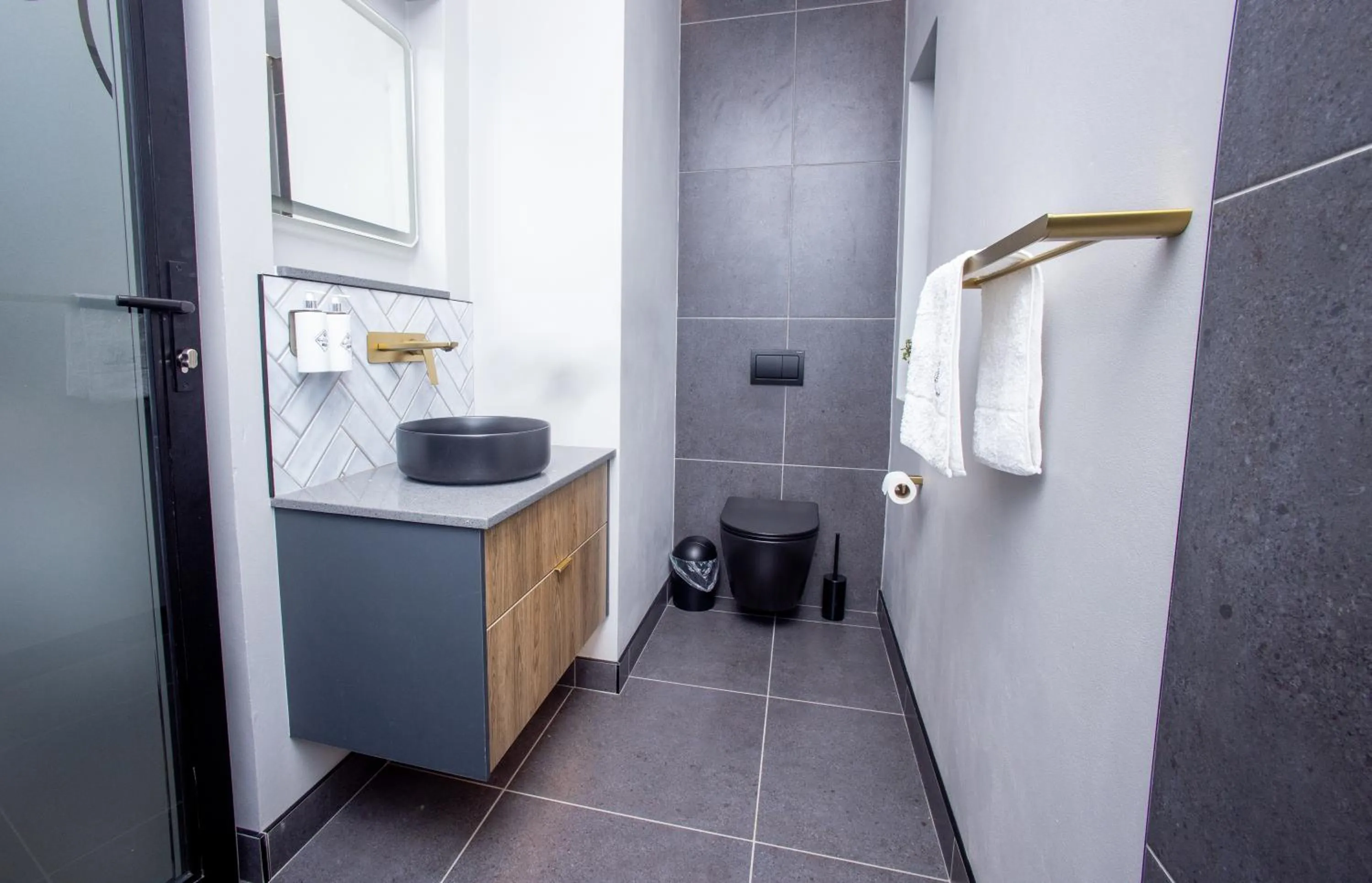 Coral Wood Self Catering Suites and B&B