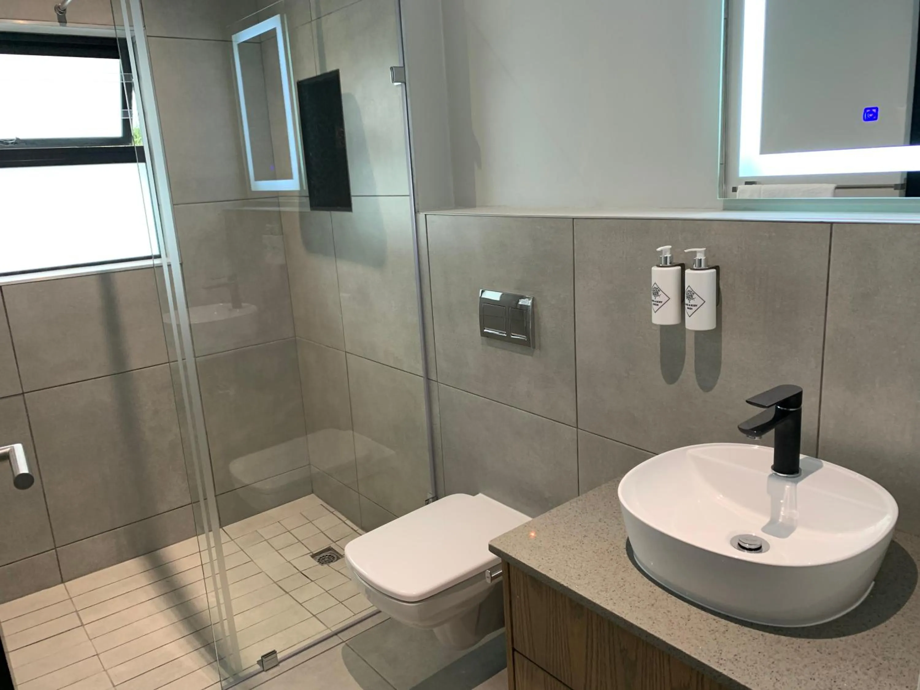 Coral Wood Self Catering Suites and B&B