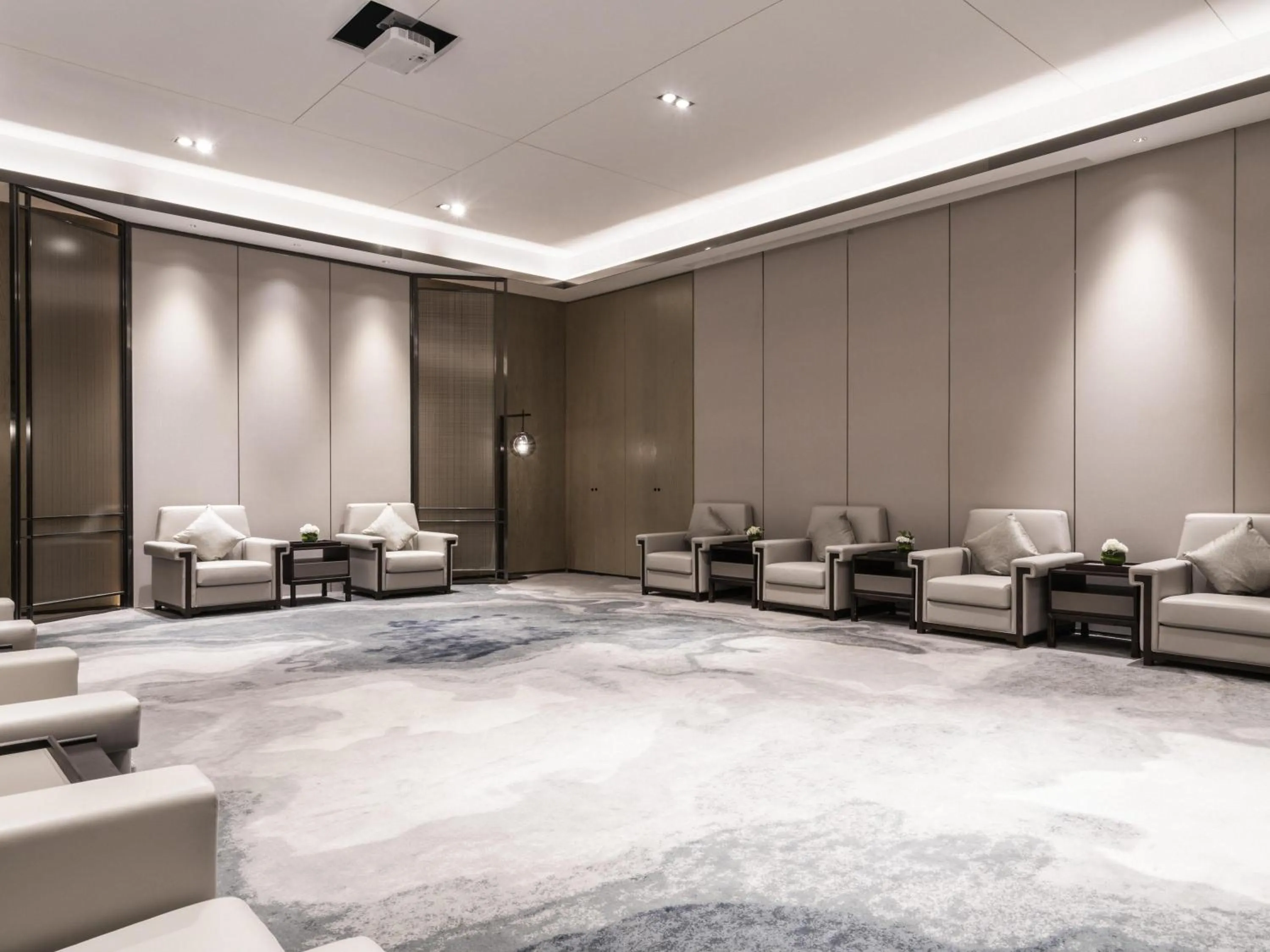 Meeting/conference room in Pullman Jiaxing Pinghu Excellence