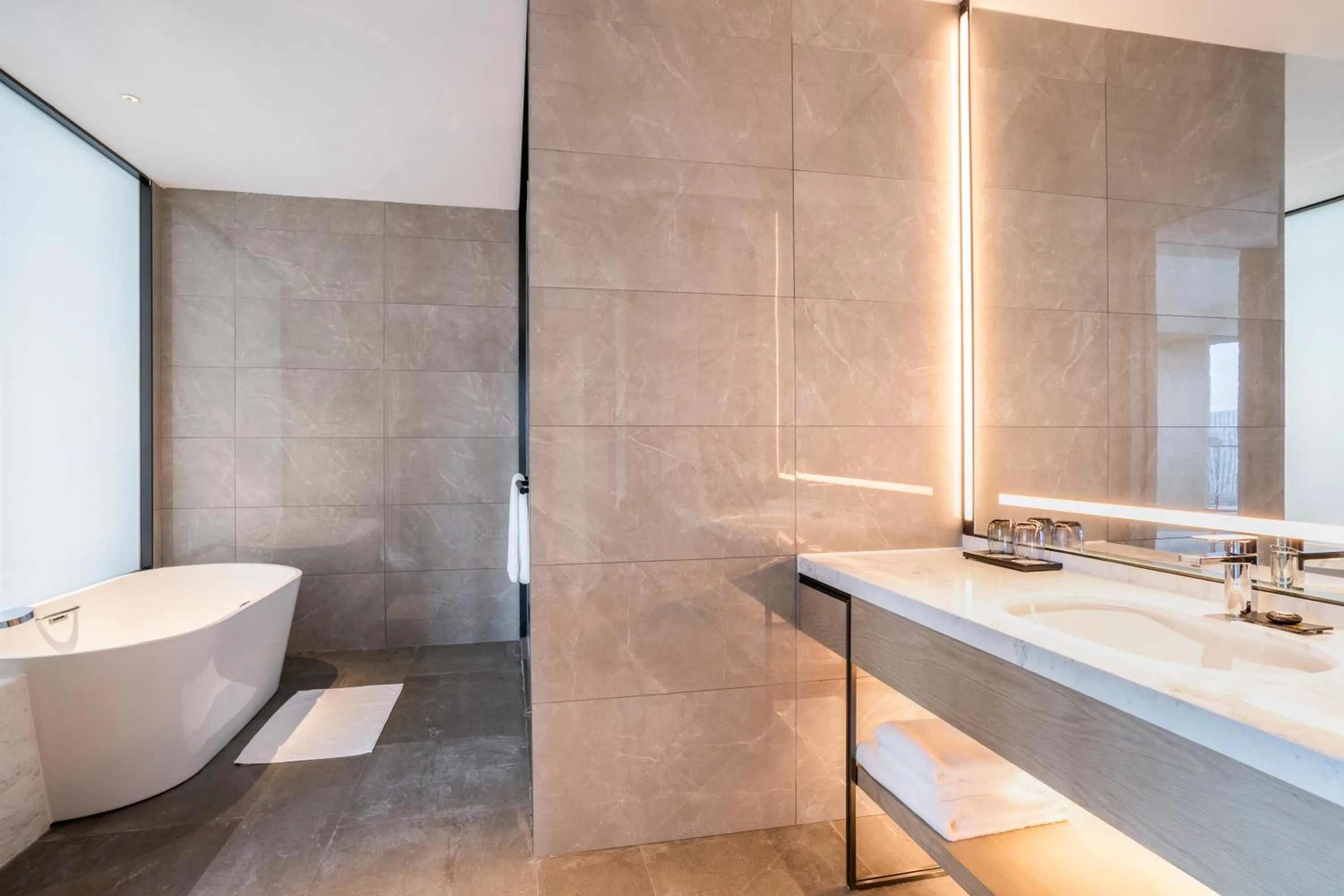 Bathroom in Pullman Jiaxing Pinghu Excellence