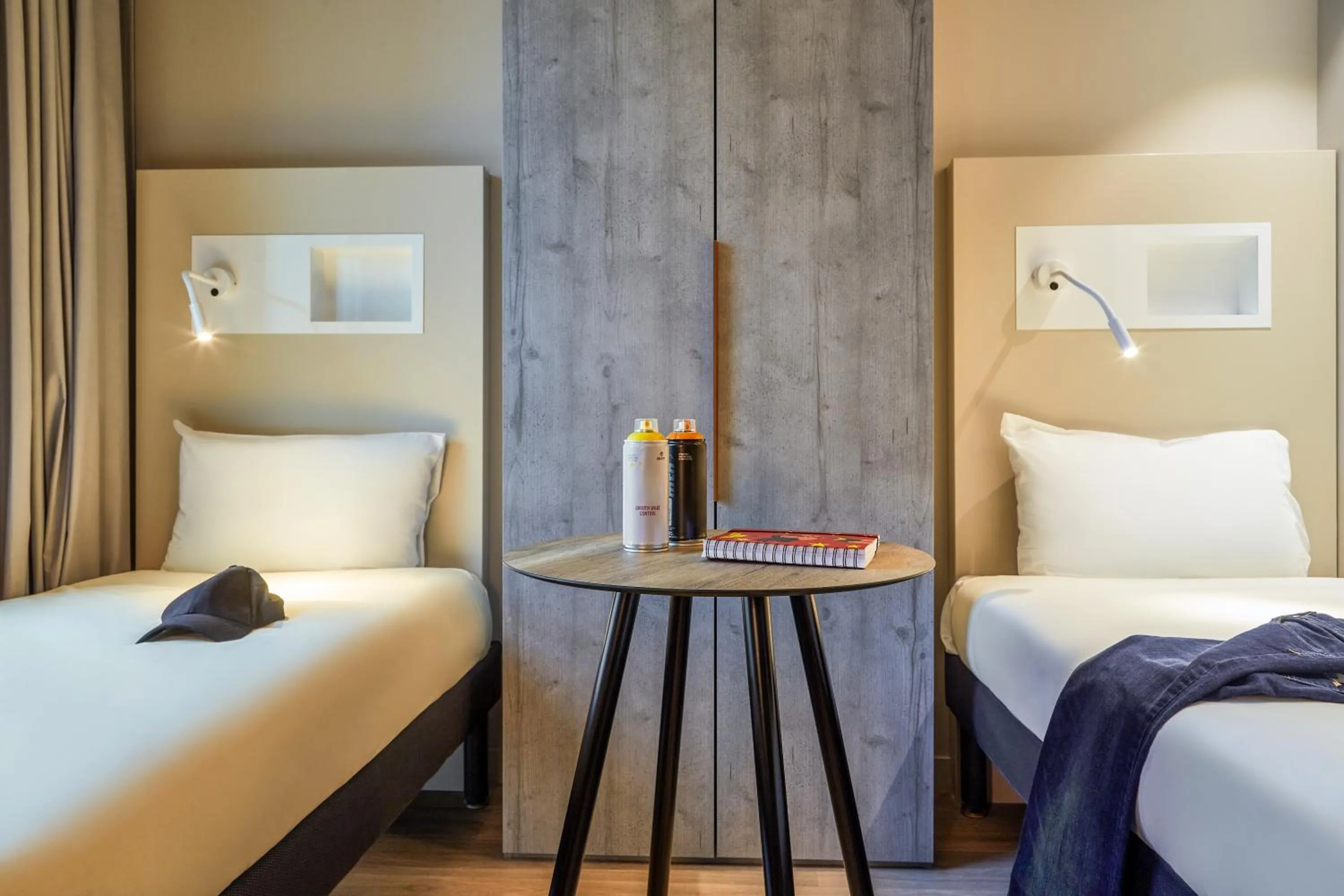 Bedroom, Bed in Ibis Budget Montpellier Aéroport Parc Des Expos