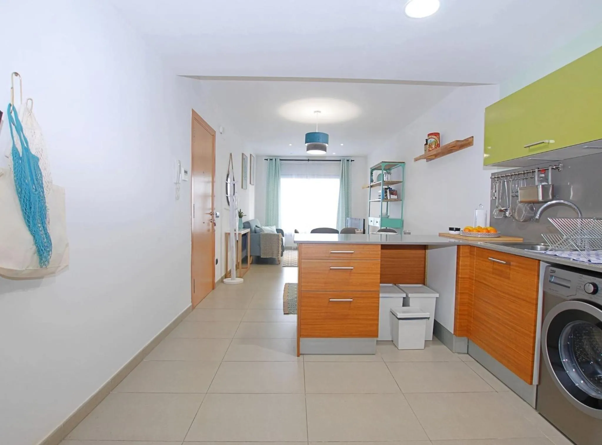 Kitchen or kitchenette in Petit niu · Petit niu · Apartamento AC - 3 min de la playa
