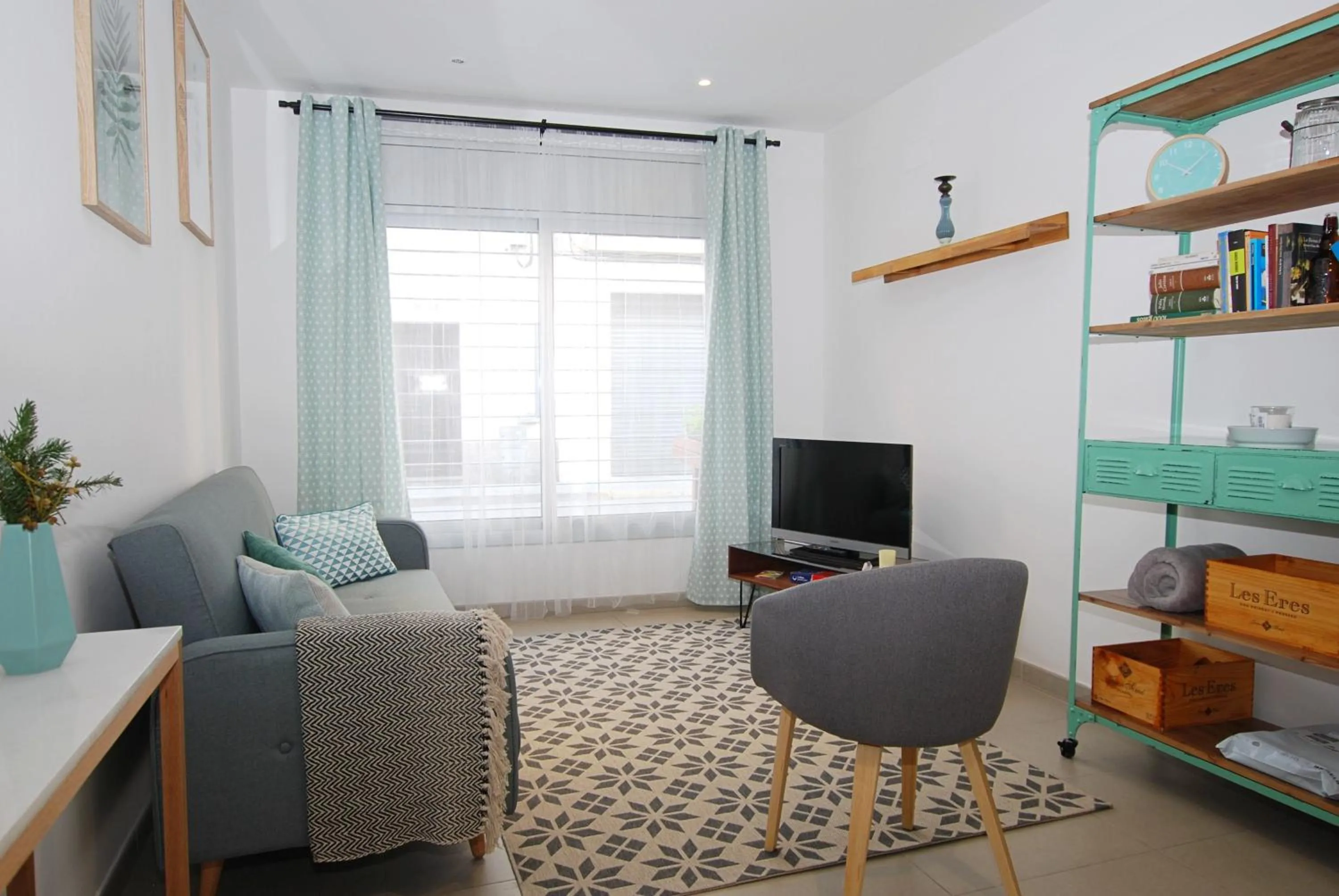 Living room in Petit niu · Petit niu · Apartamento AC - 3 min de la playa