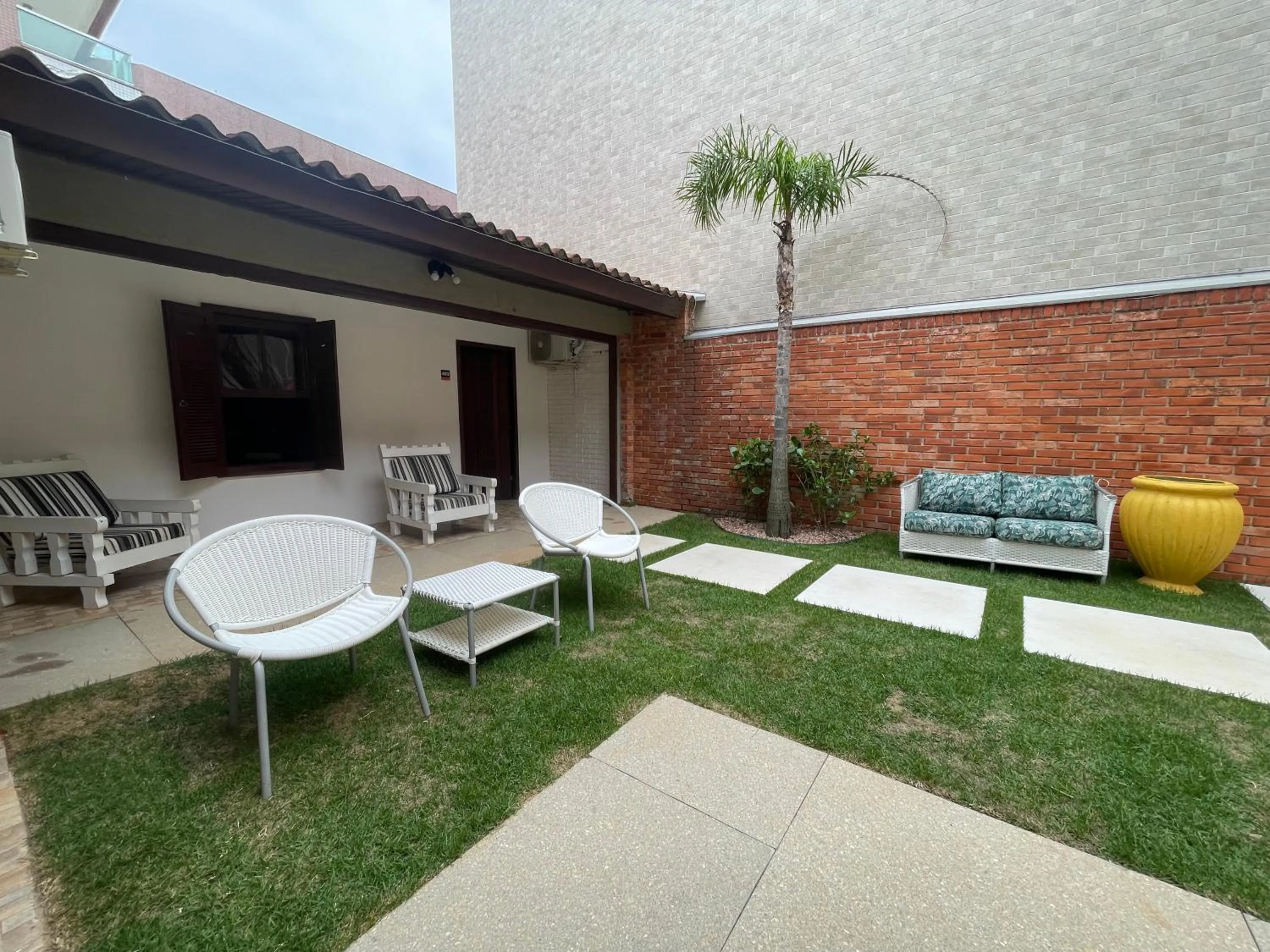 Patio in Mare Blu - Pousada Hostel
