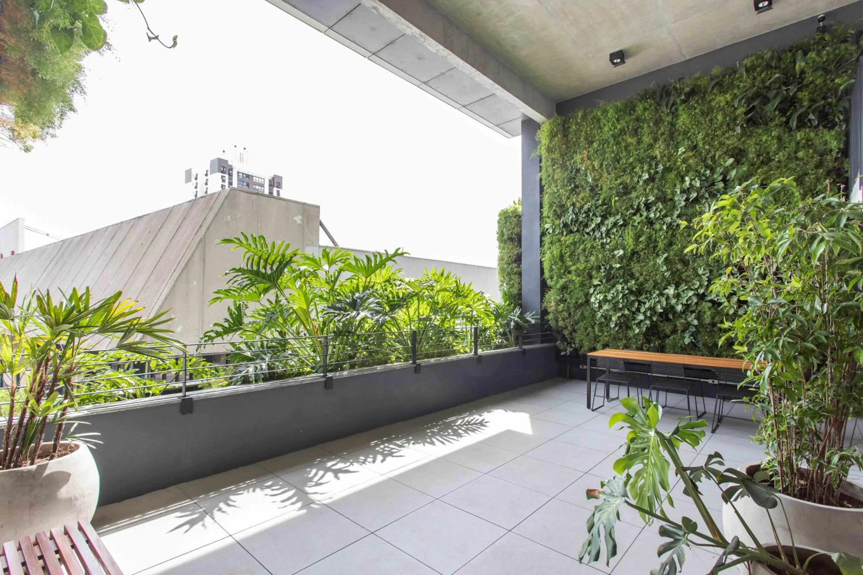 Day in Charlie Porto Alegre Praça 4