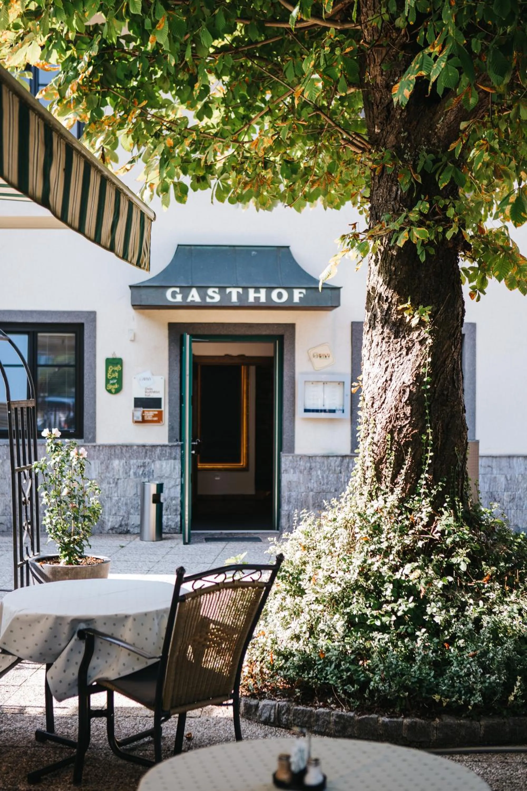 Property building in Business-Hotel Stockinger