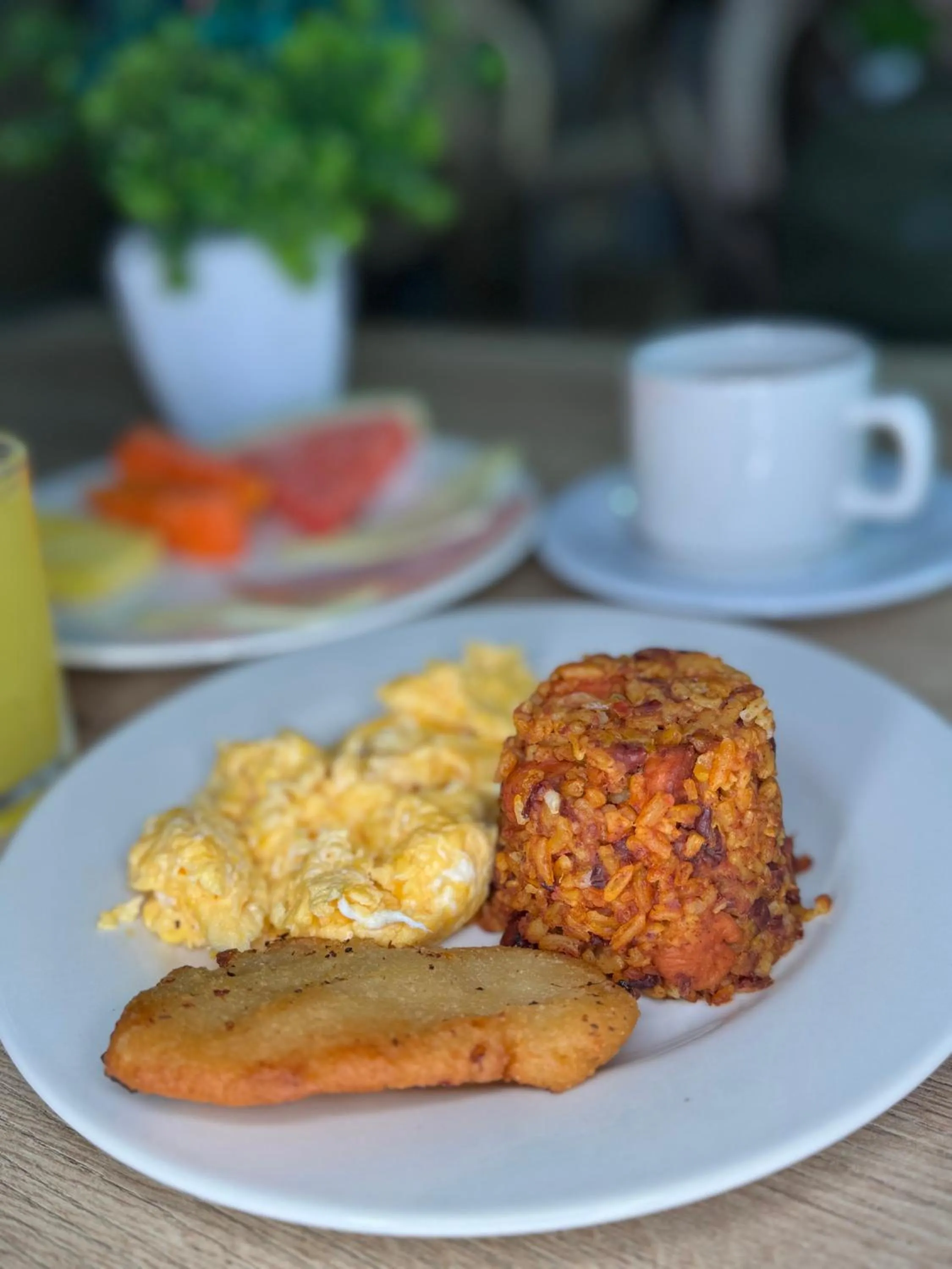 Food and drinks in Casa del Hidalgo Hotel Cali Centenario