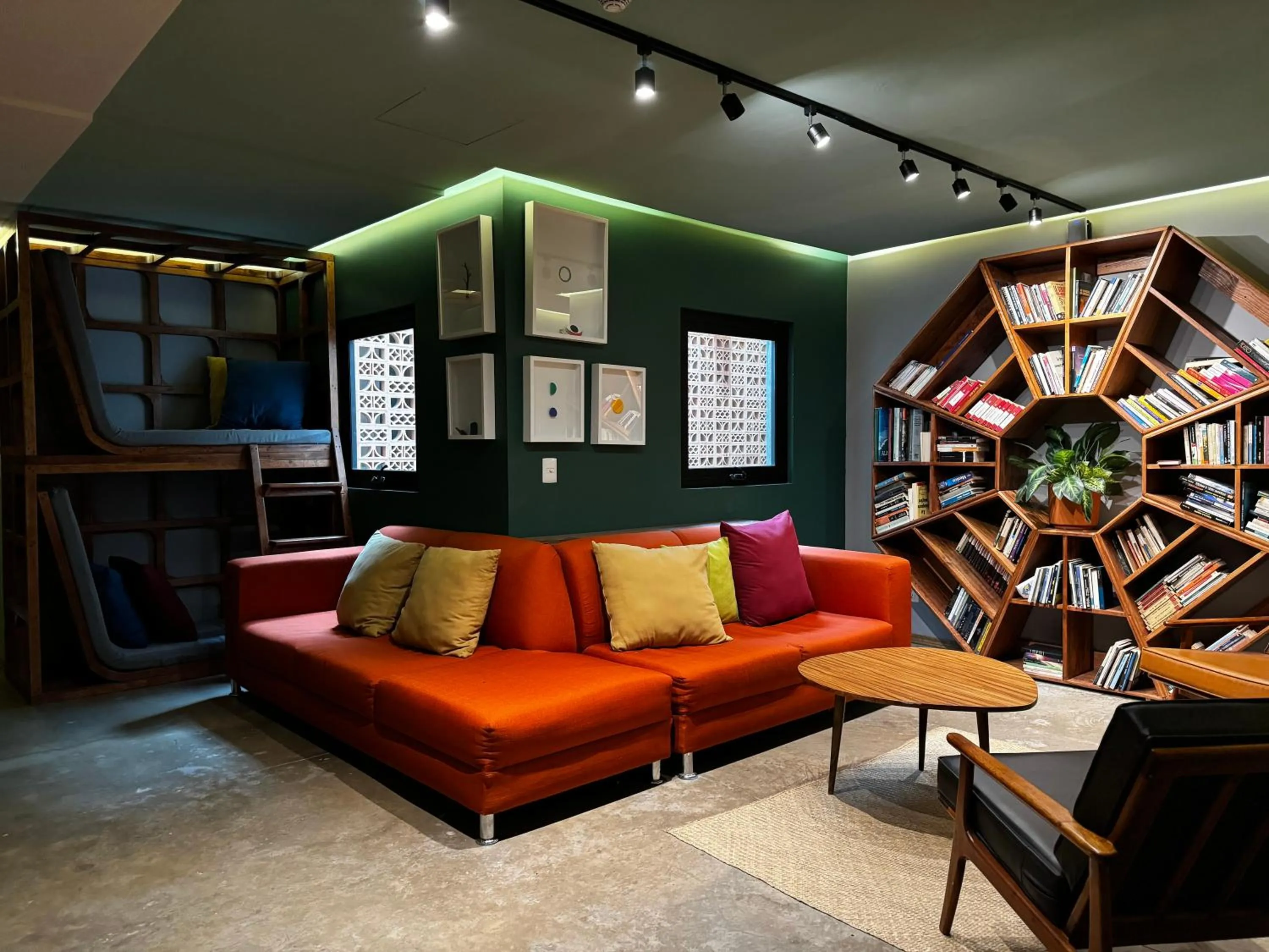 Library in Hotel Olá Chapultepec