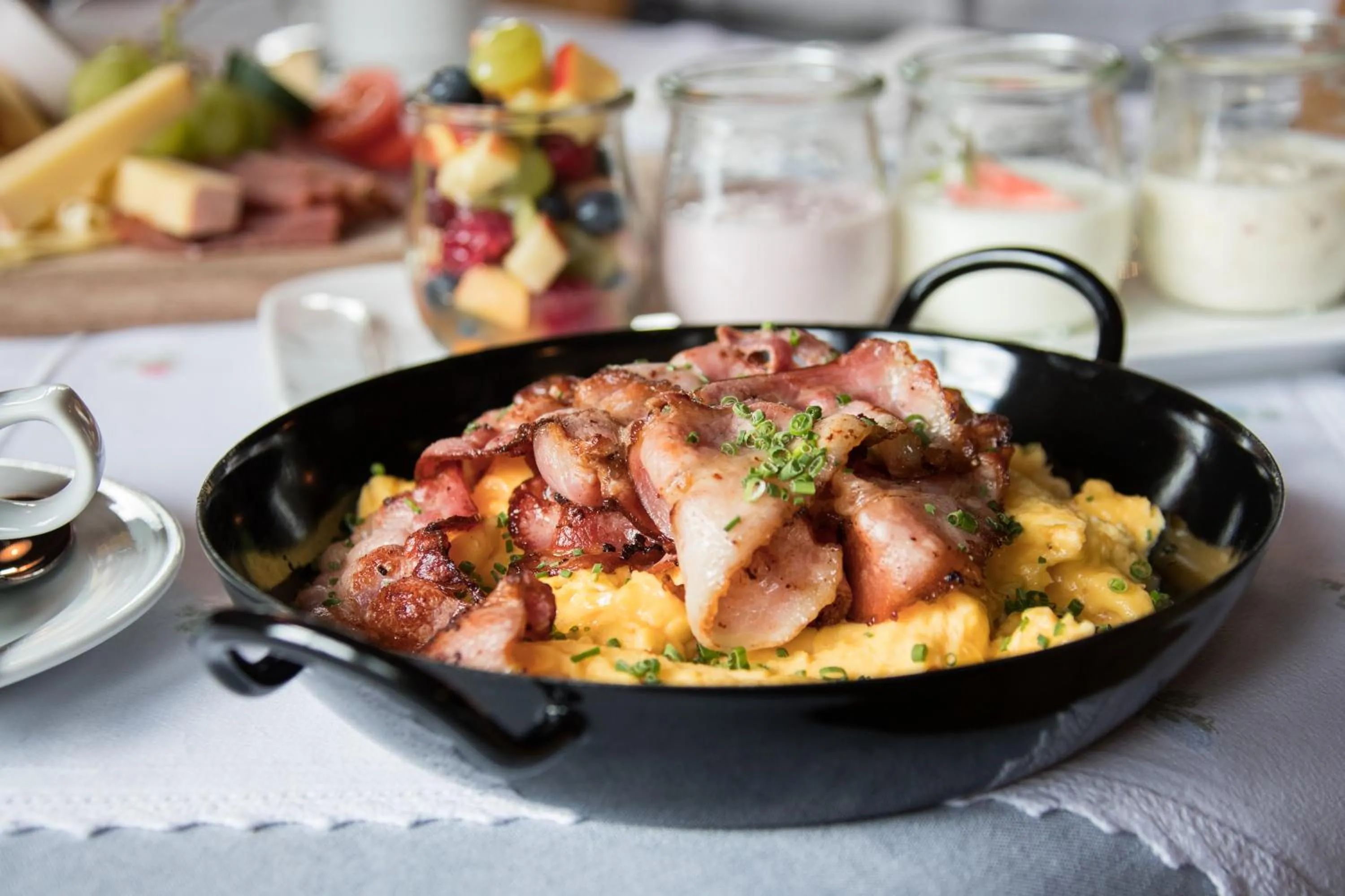 Food and drinks in Hotel Die Arlbergerin - Design & Tiroler Gemütlichkeit