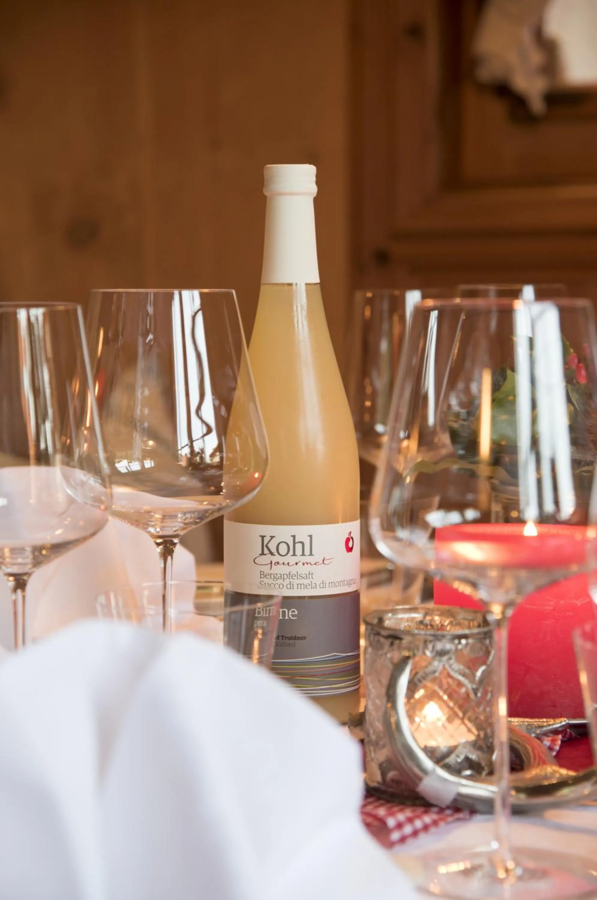 Alcoholic drinks in Hotel Die Arlbergerin - Design & Tiroler Gemütlichkeit