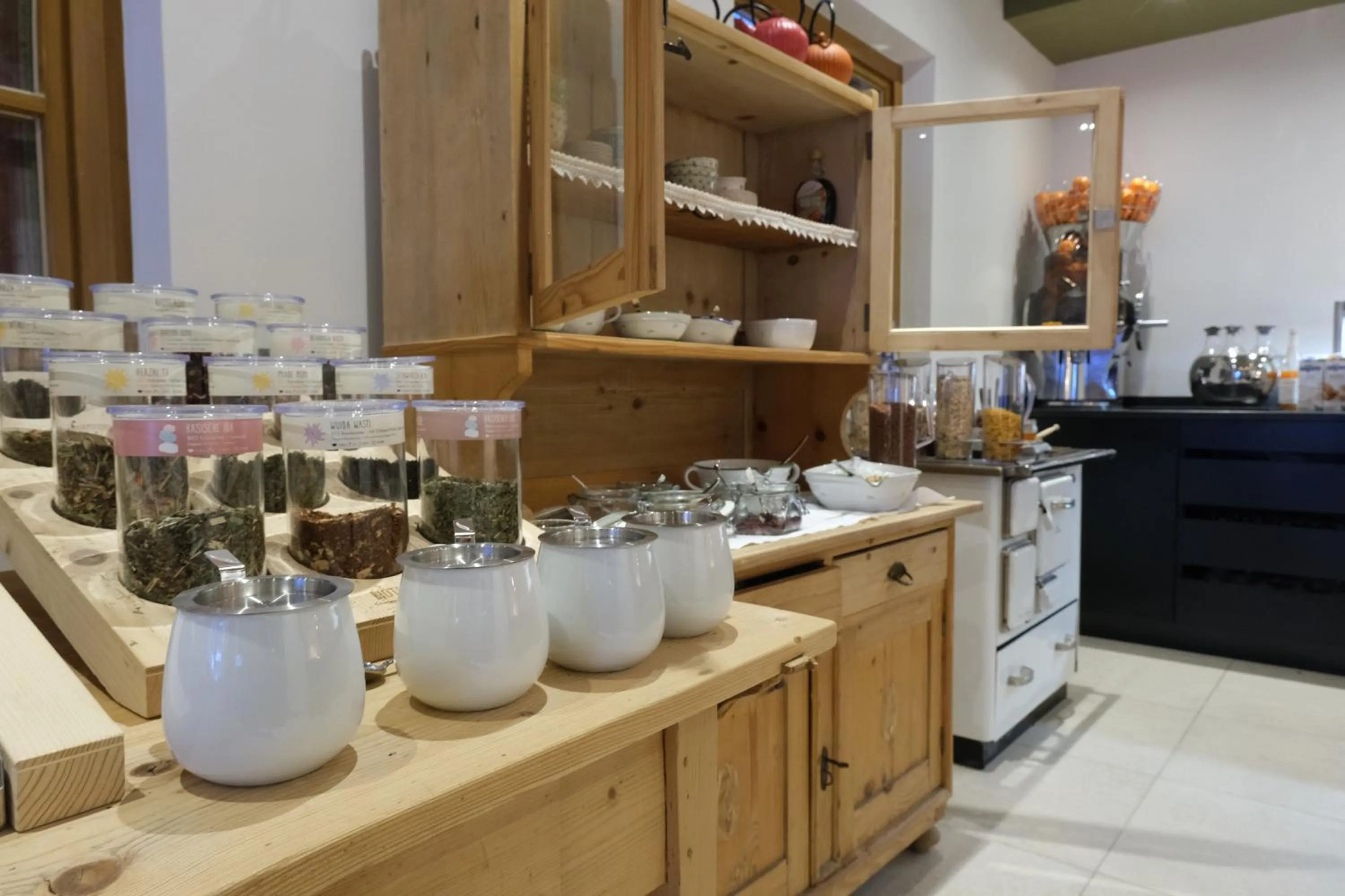 Food in Hotel Die Arlbergerin - Design & Tiroler Gemütlichkeit