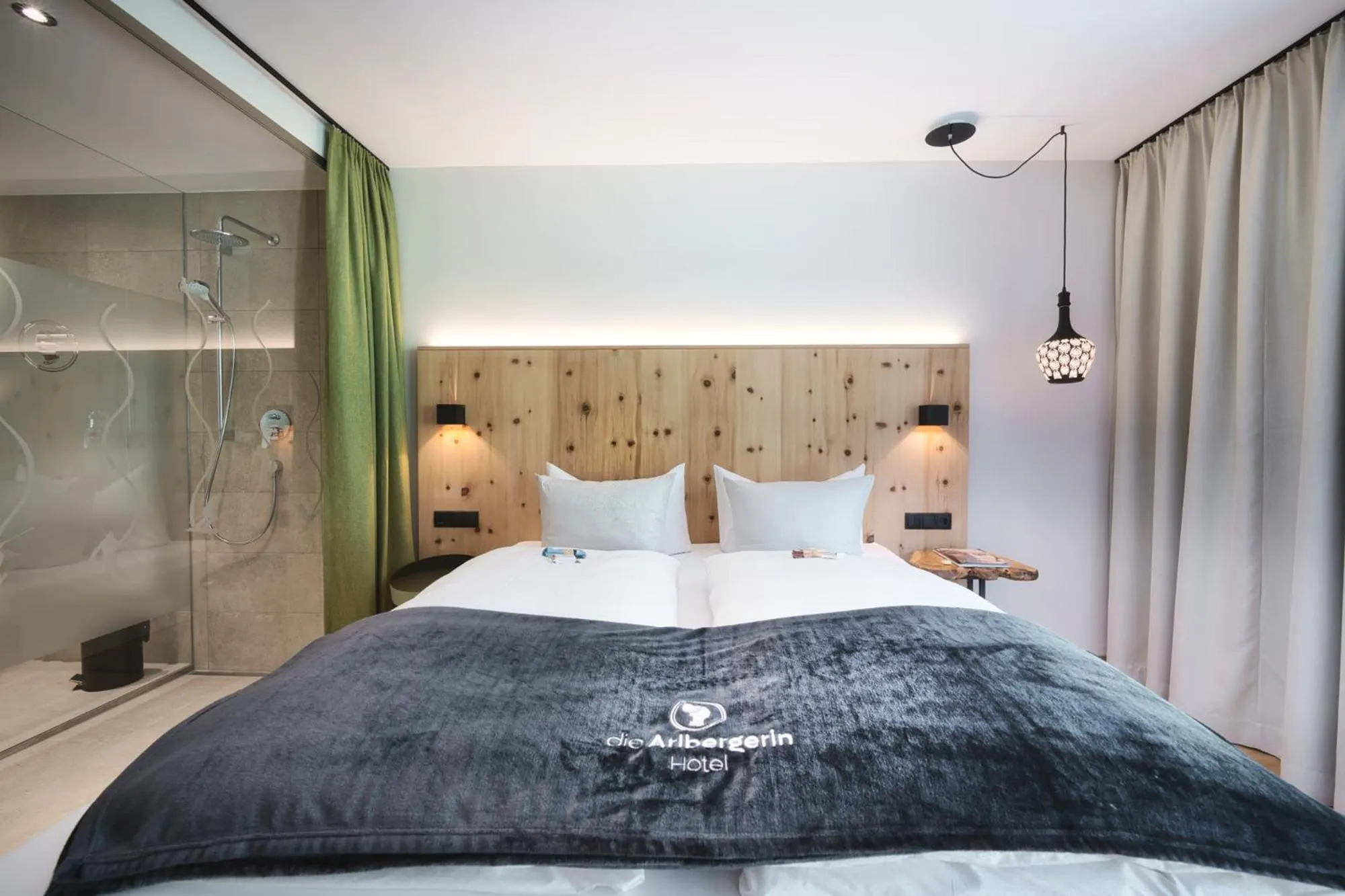 Photo of the whole room, Bed in Hotel Die Arlbergerin - Design & Tiroler Gemütlichkeit