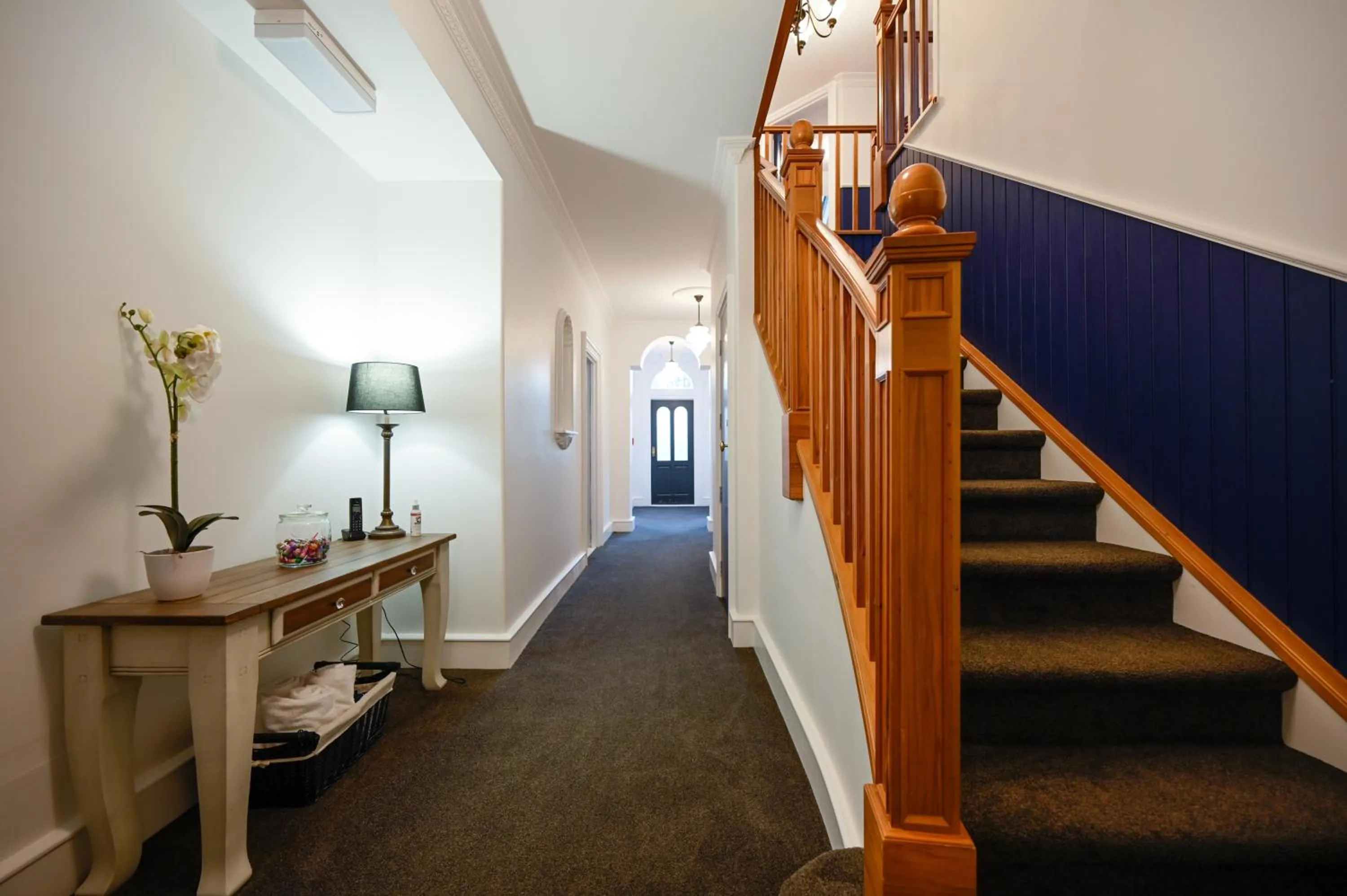 Inner courtyard view in U Boutique on Haven