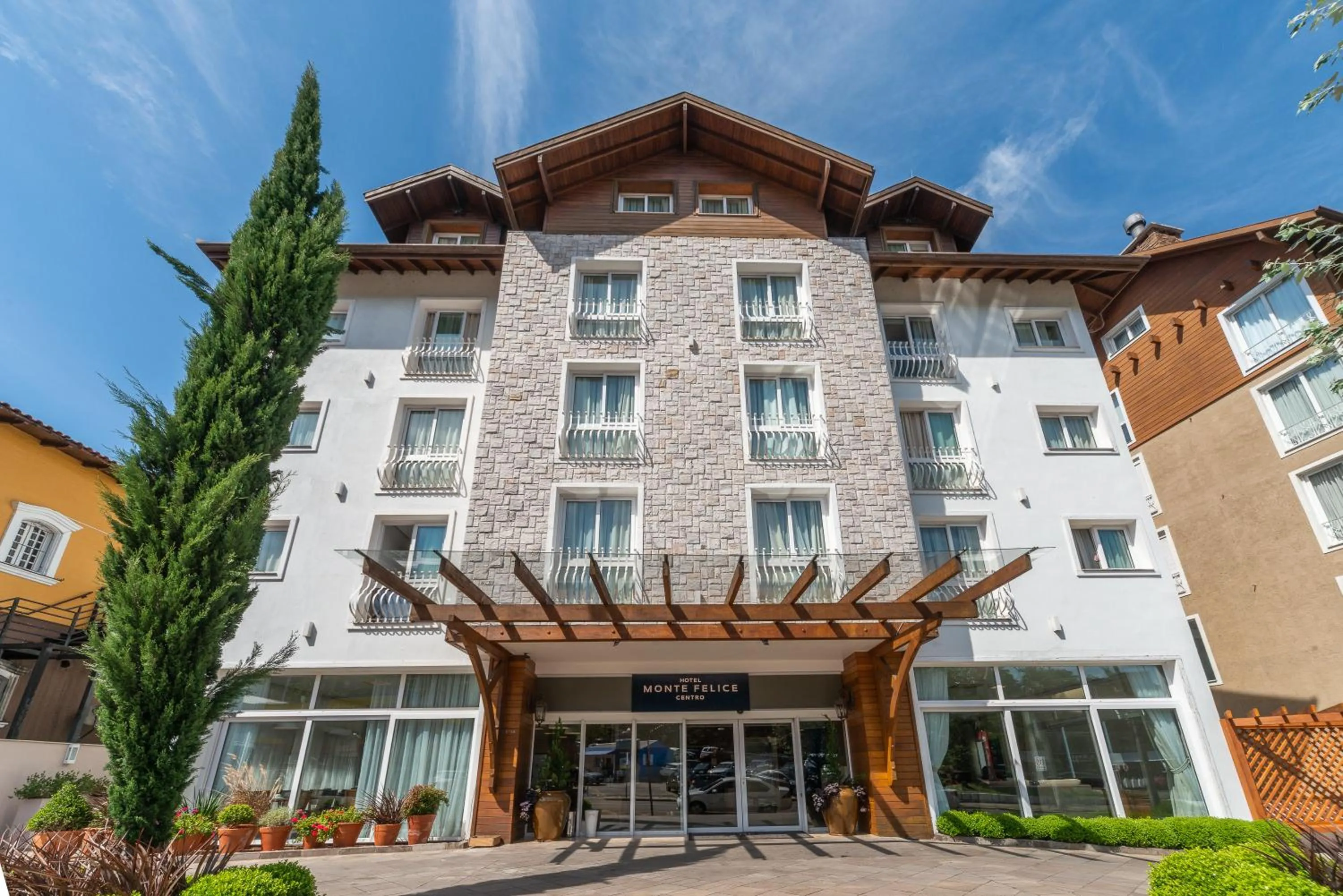 Property building in Hotel Monte Felice Centro