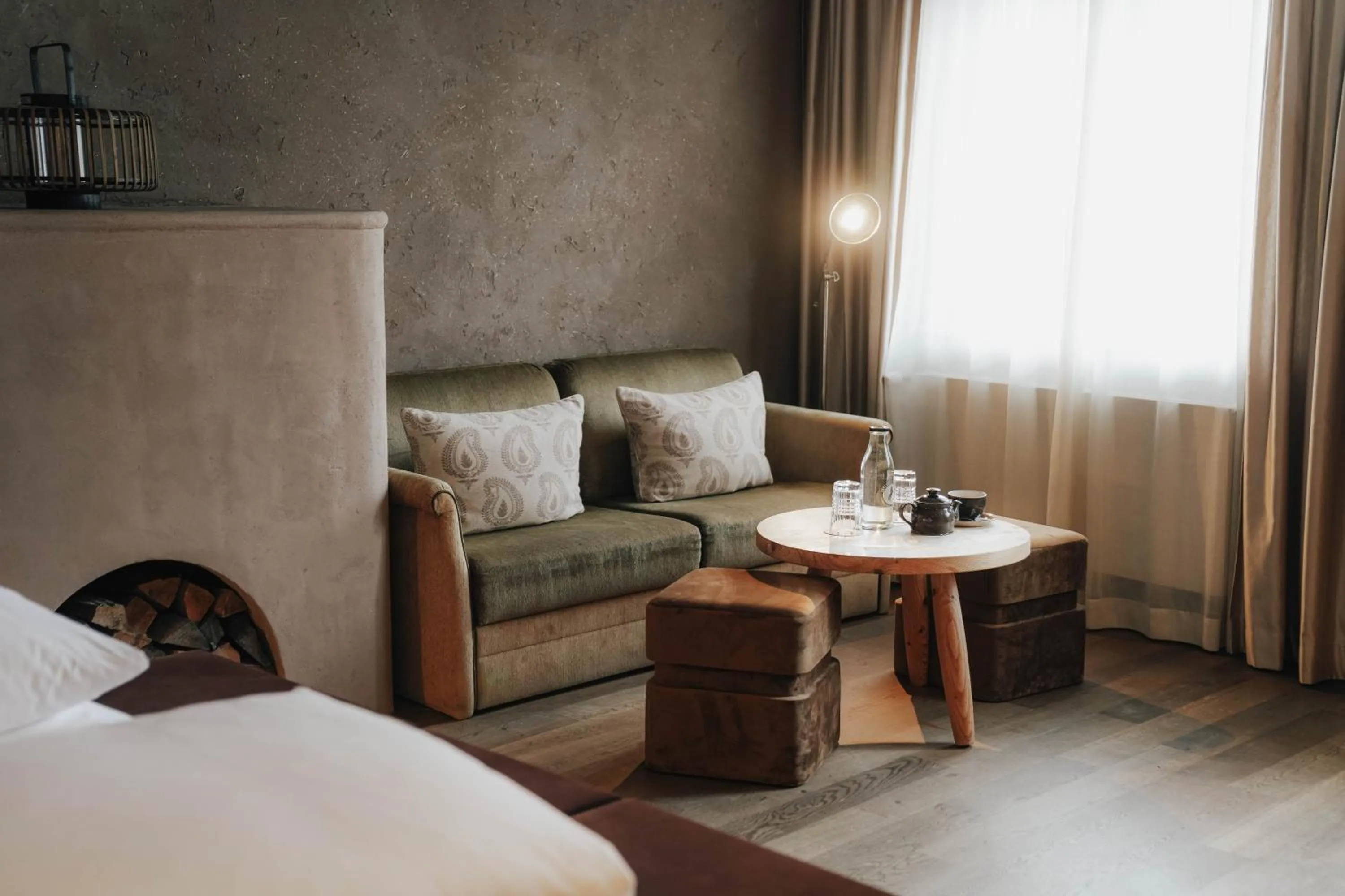 Bedroom, Bed in Boutiquehotel Weisses Rössl