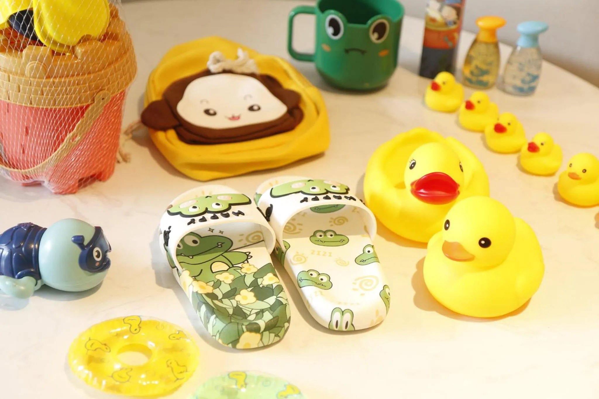 Photo of the whole room in Holiday Inn & Suites Sanya Yalong Bay