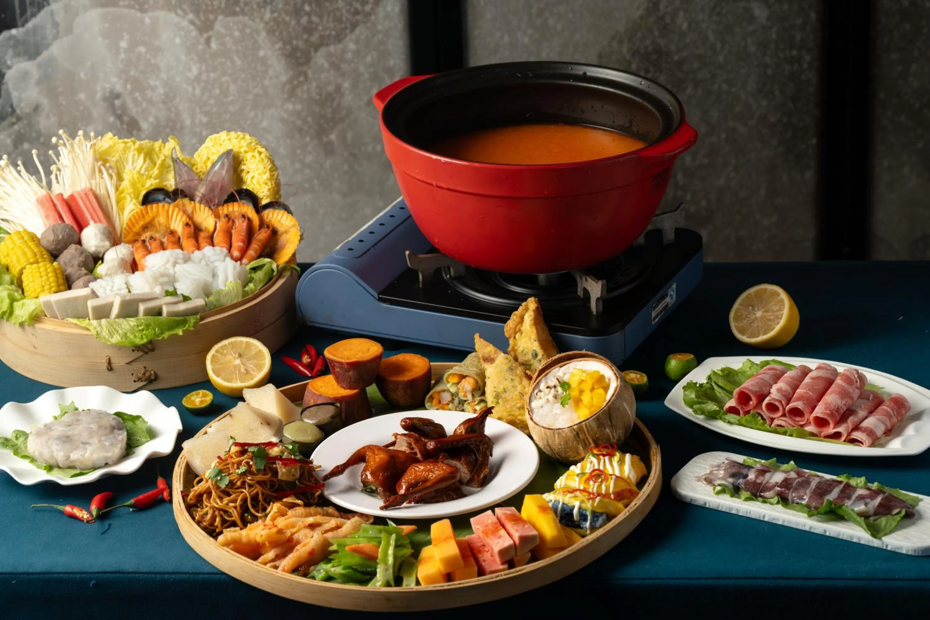 Dinner in Holiday Inn & Suites Sanya Yalong Bay