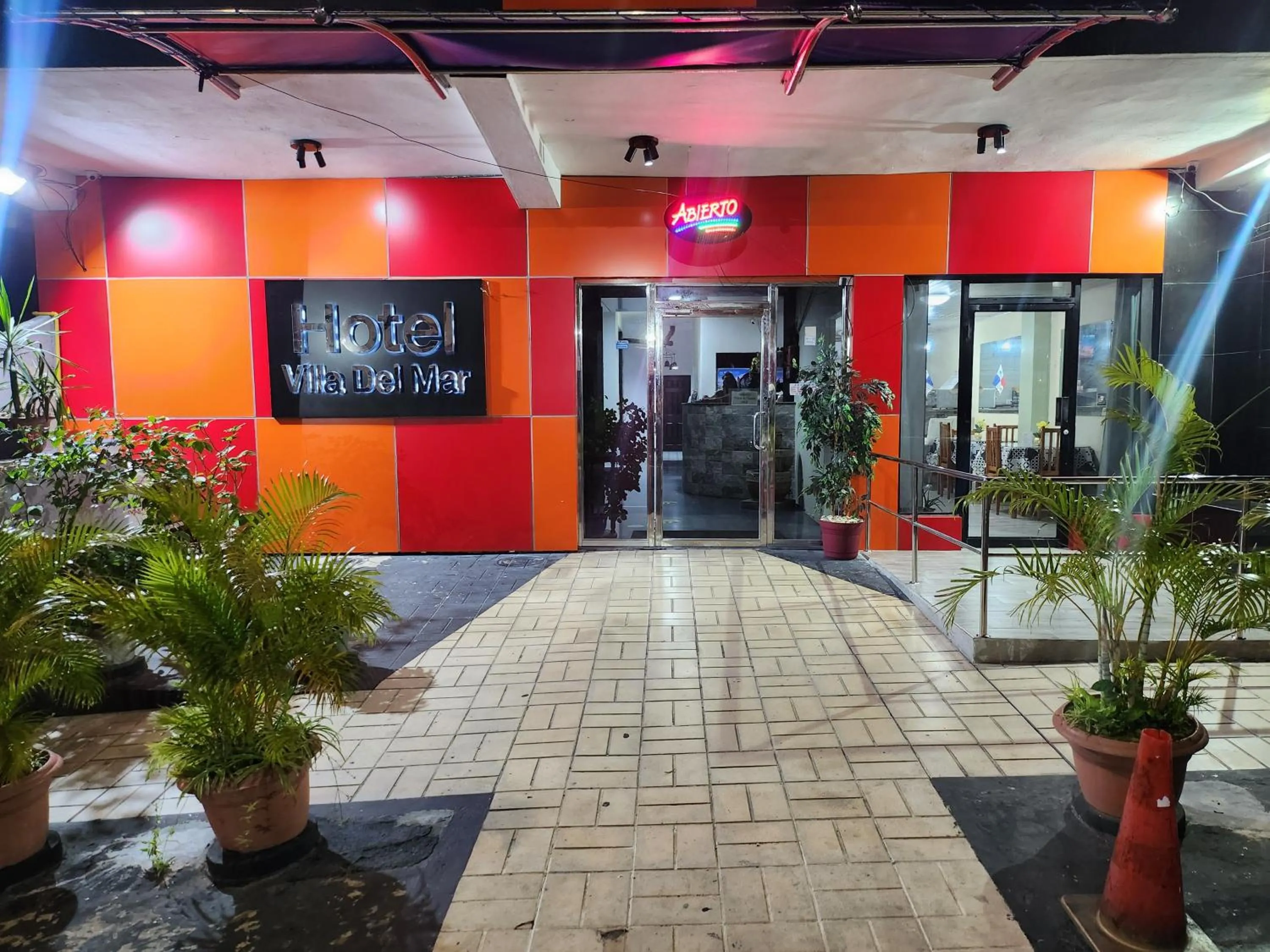 Property building in Hotel Villa del Mar