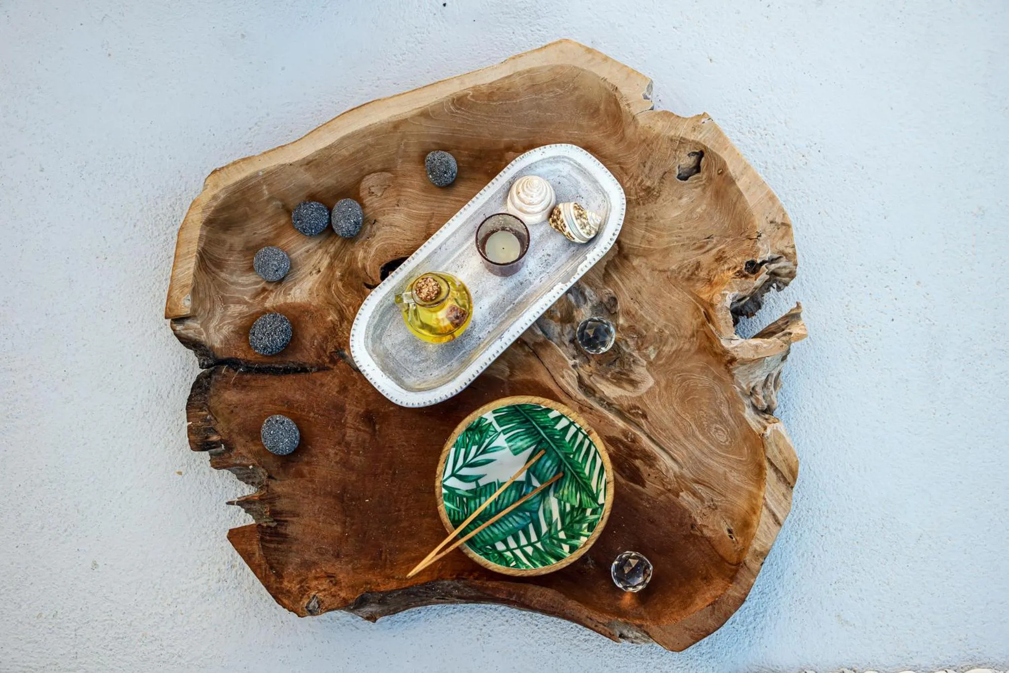 Decorative detail in Adorno Oia