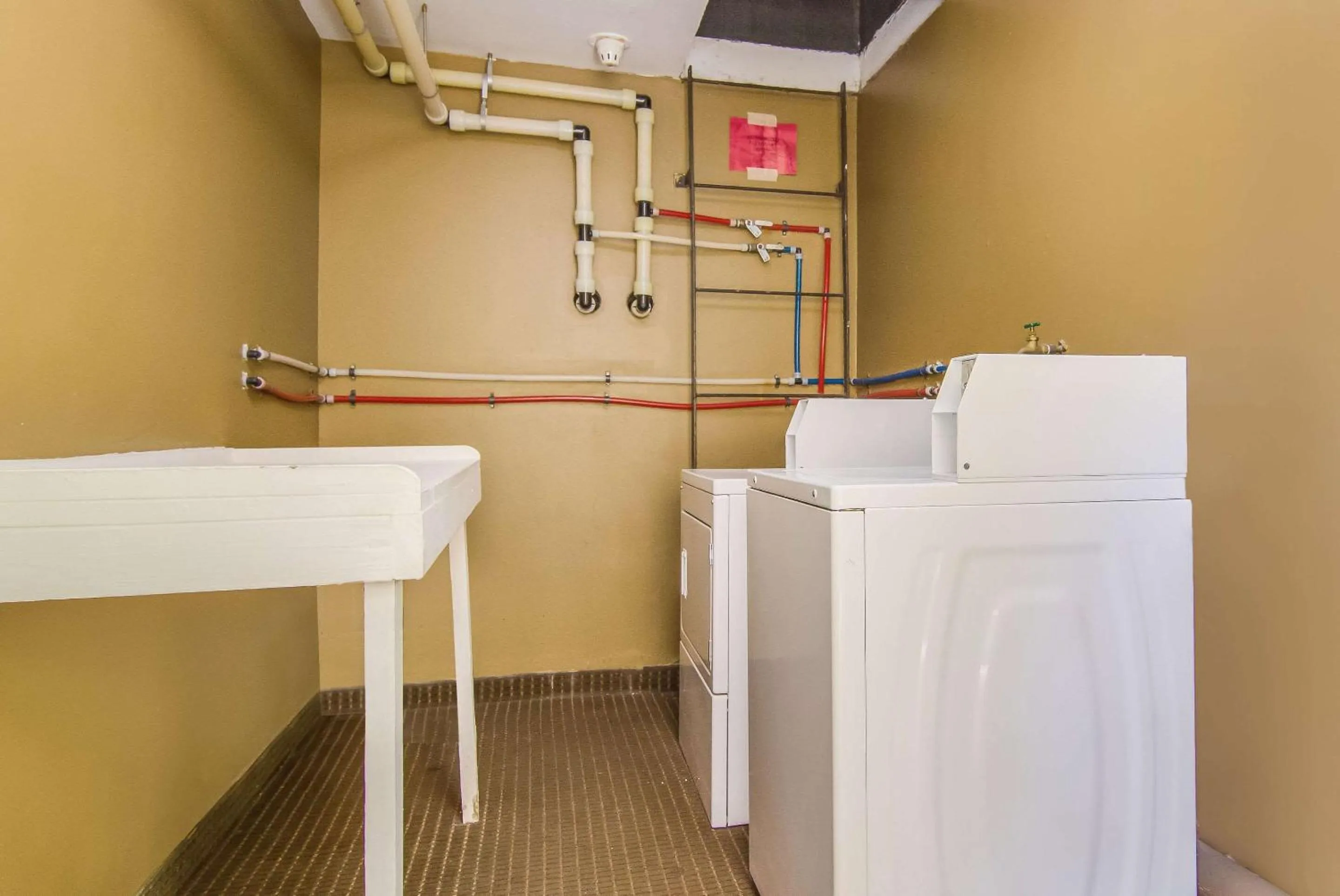 Other in Suburban Studios Hotel Kingsland Near I-95