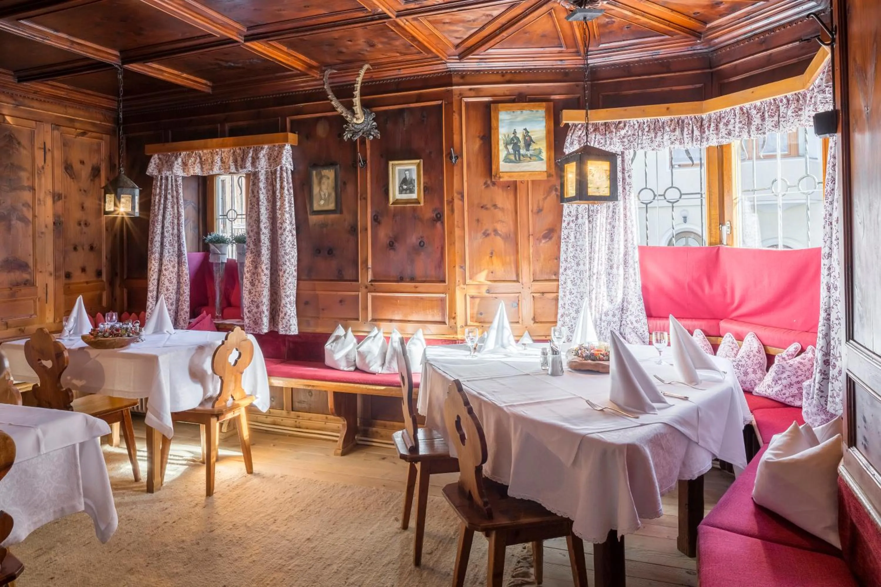 Restaurant/places to eat in Isserwirt