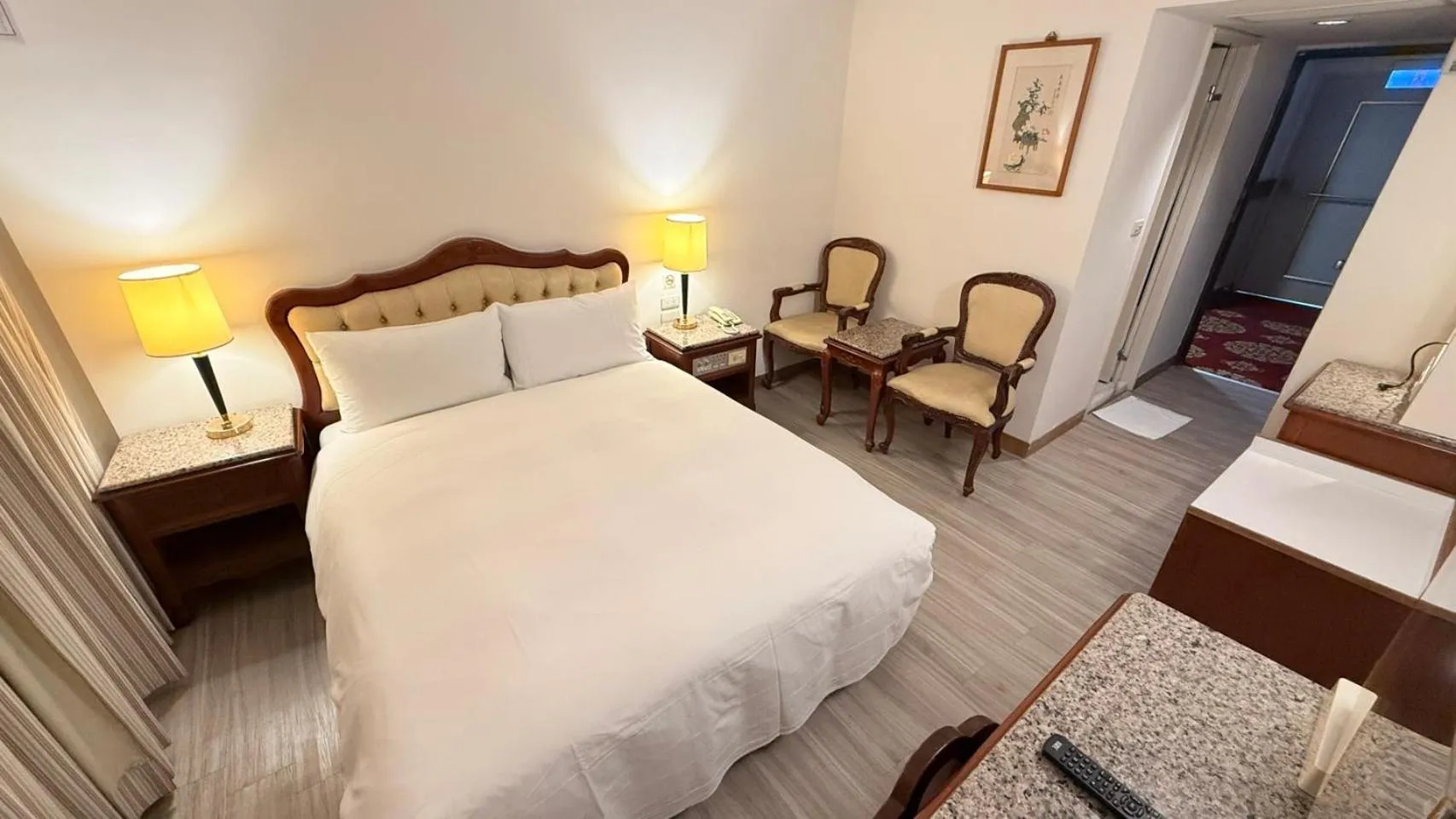 Bed in Hua Tong Hotel