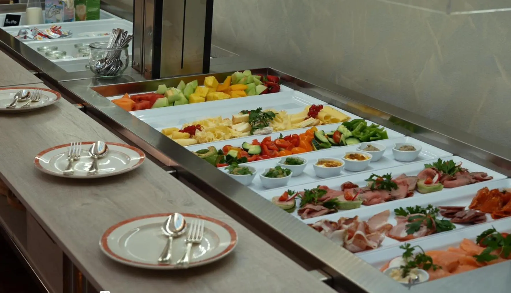 Buffet breakfast in LILIENBERG