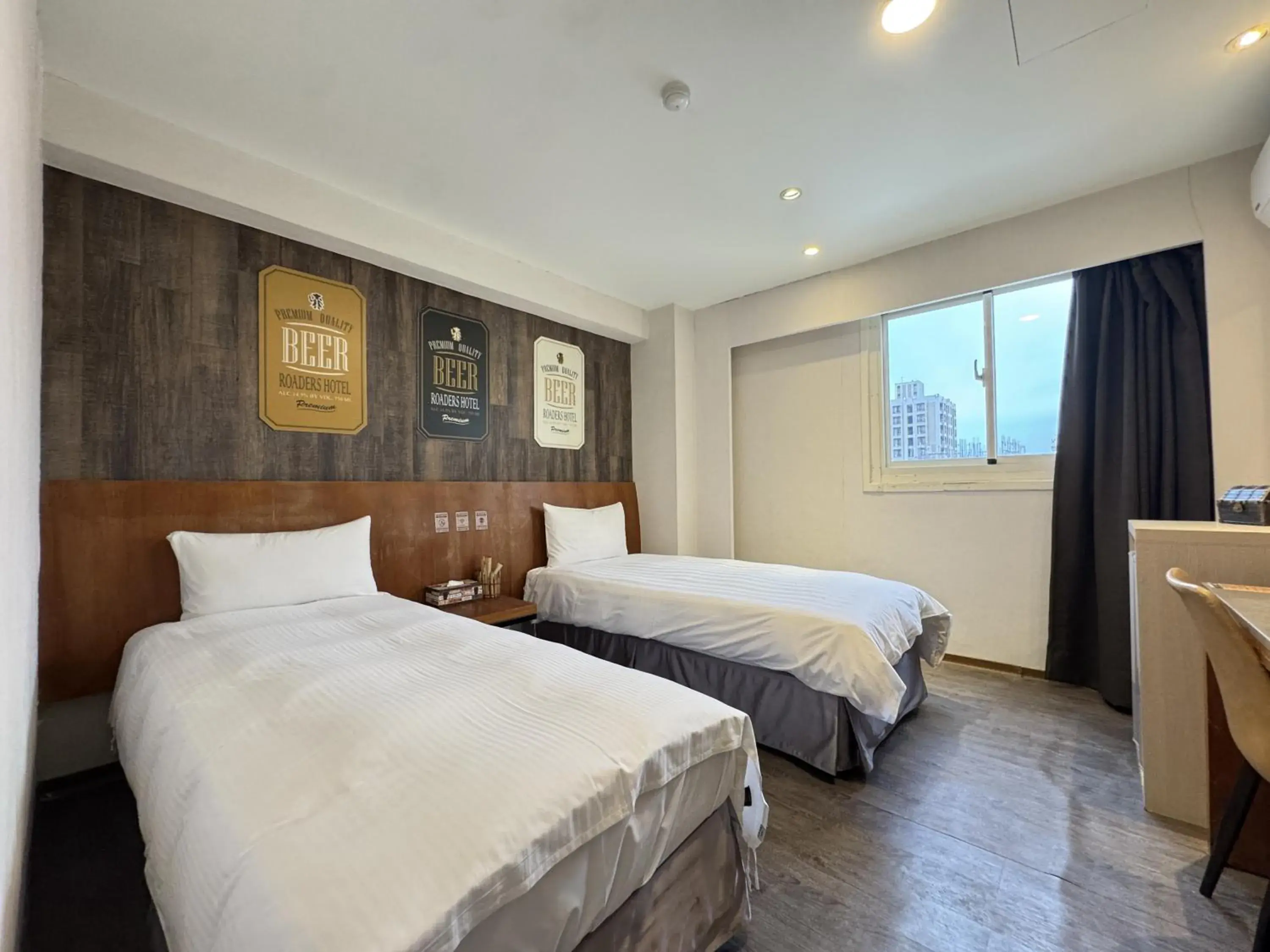 Standard Twin Room in Roaders Hotel Hualien Dongda Standard Twin Room in Roaders Hotel Hualien Dongda