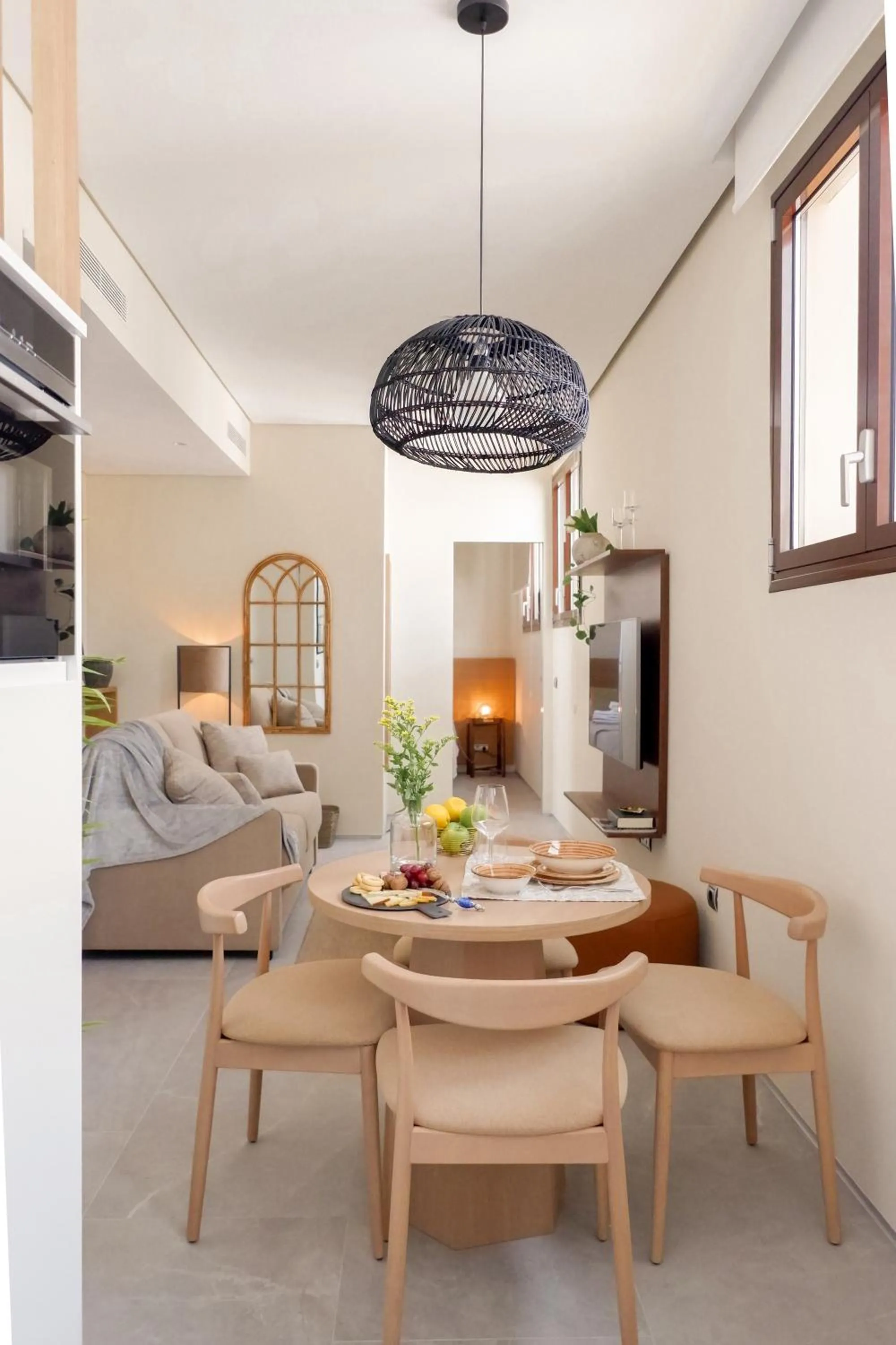 Dining area in U-Sense Sevilla Catedral