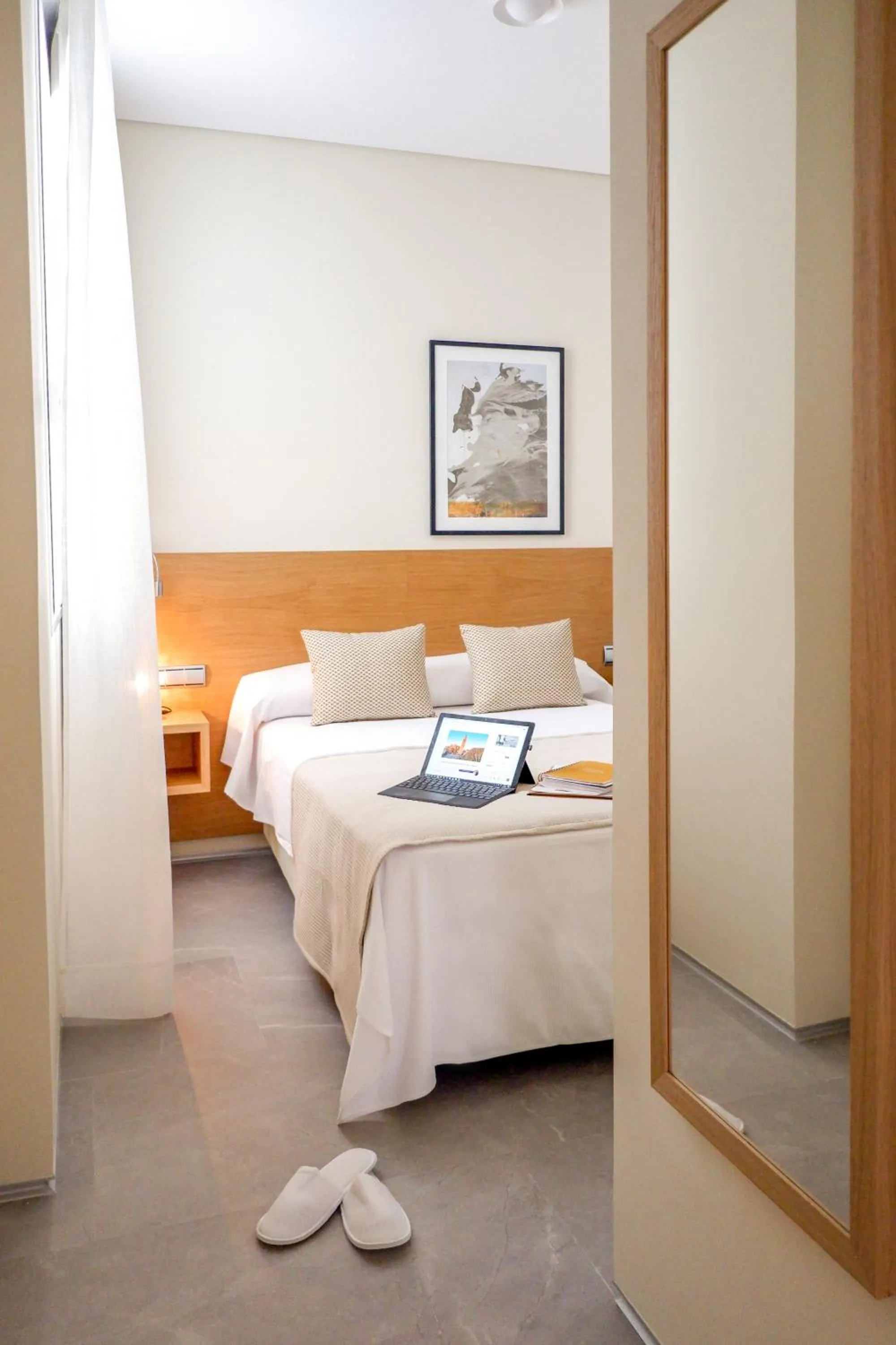 Bed in U-Sense Sevilla Catedral