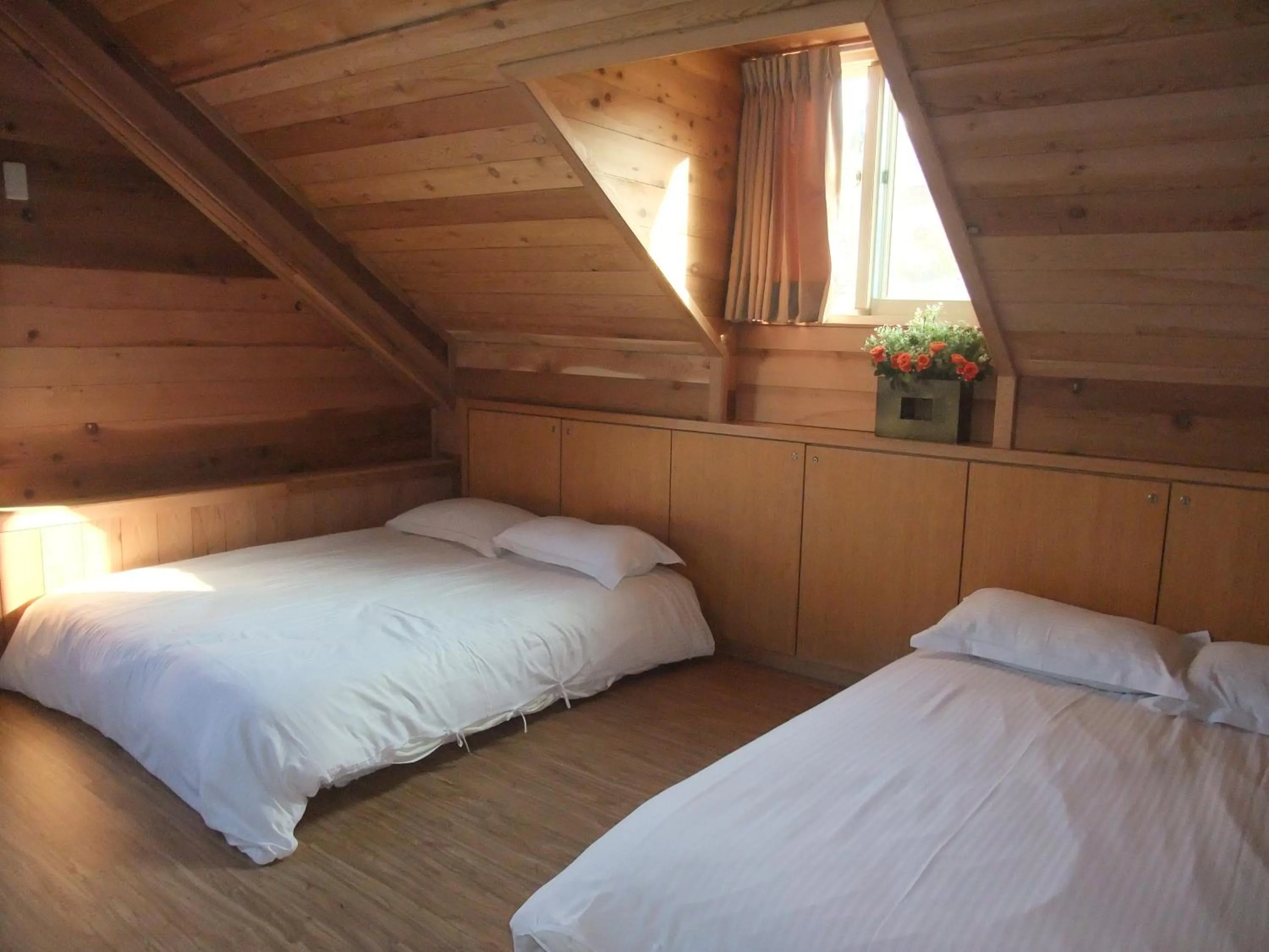 Bed in Spring Ground Resort