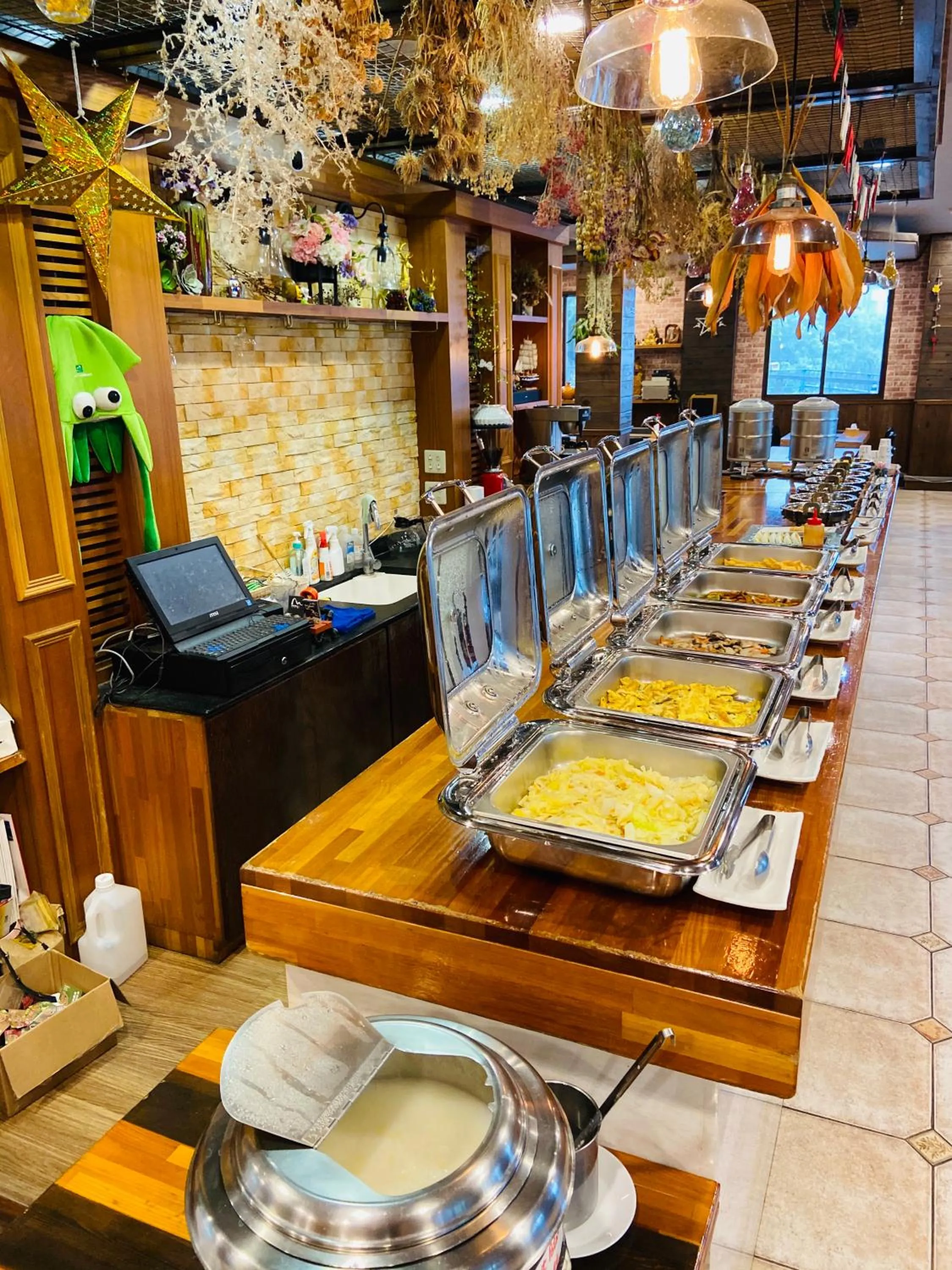 Breakfast in Spring Ground Resort