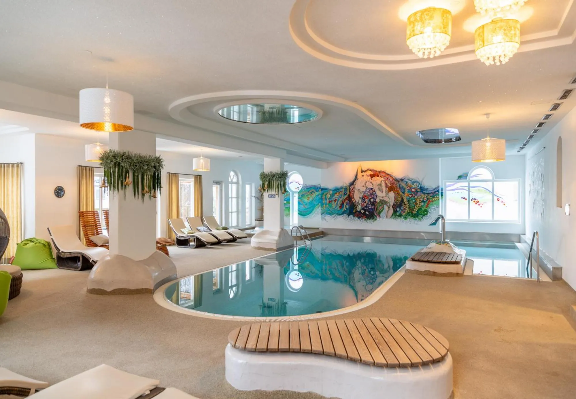 Swimming pool in Hotel Hochfilzer