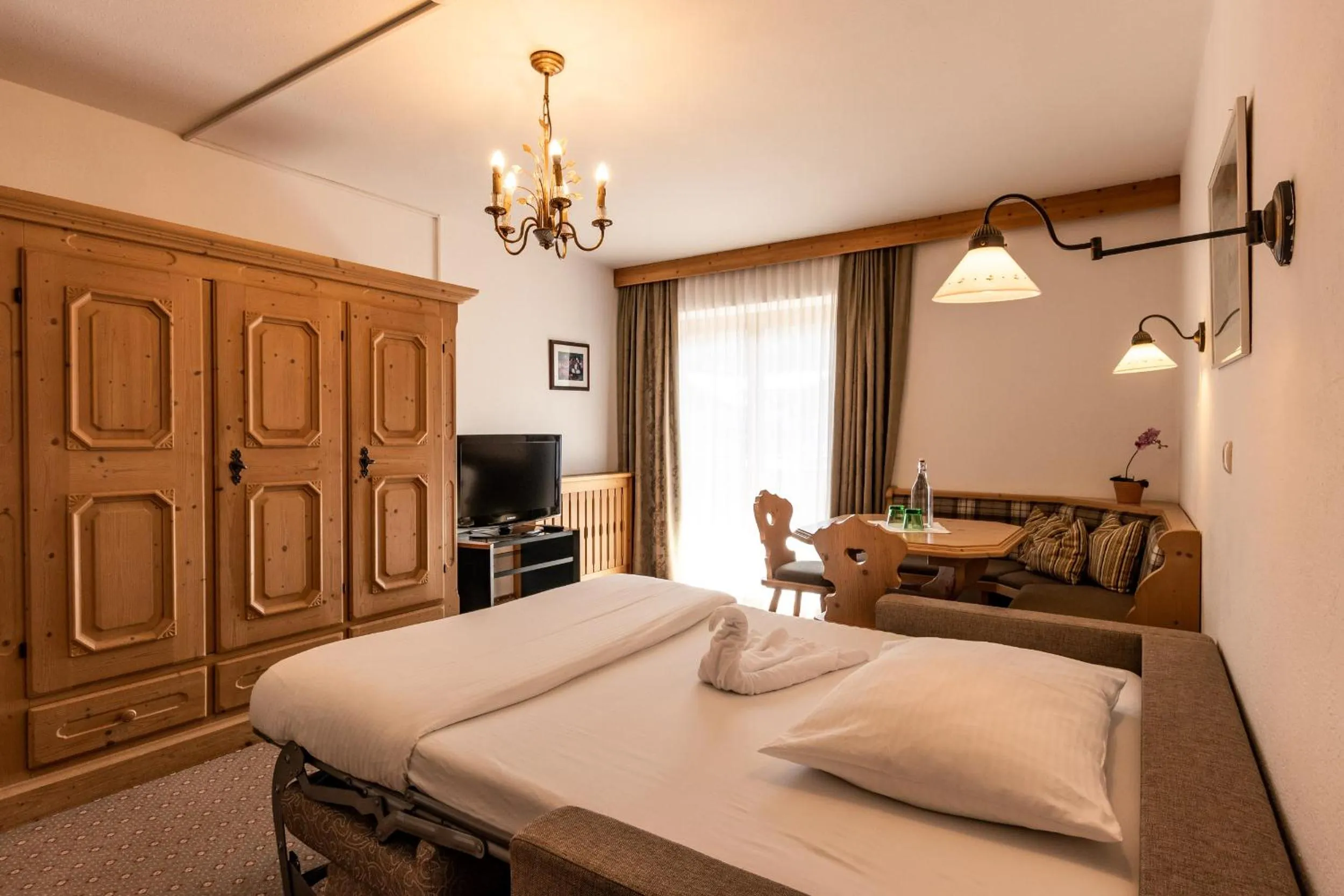 Photo of the whole room, Bed in Hotel Hochfilzer