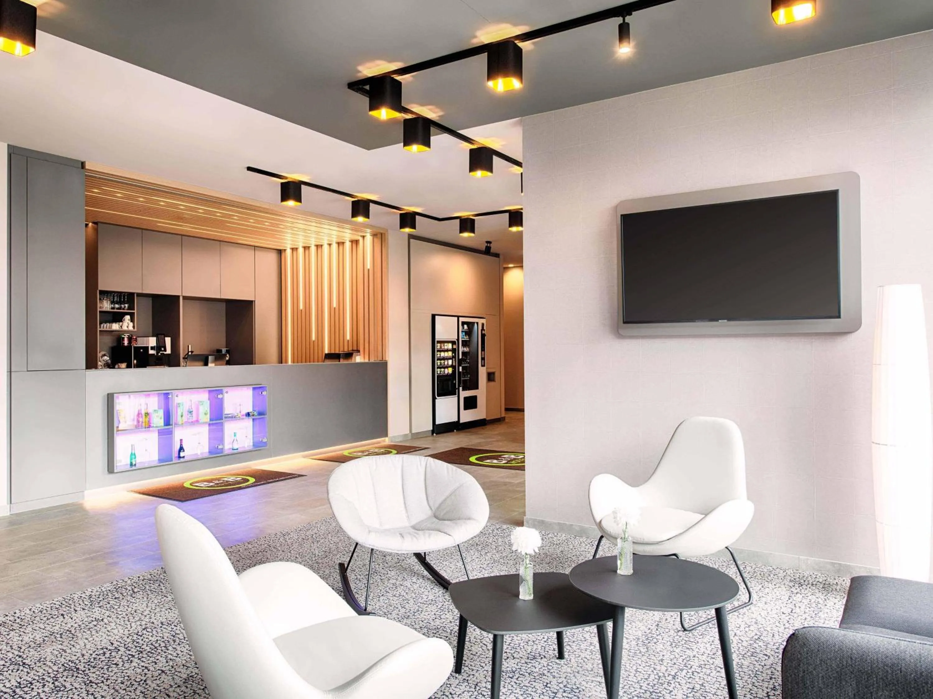 Lobby or reception in B&B Hotel Stuttgart-Neckarhafen