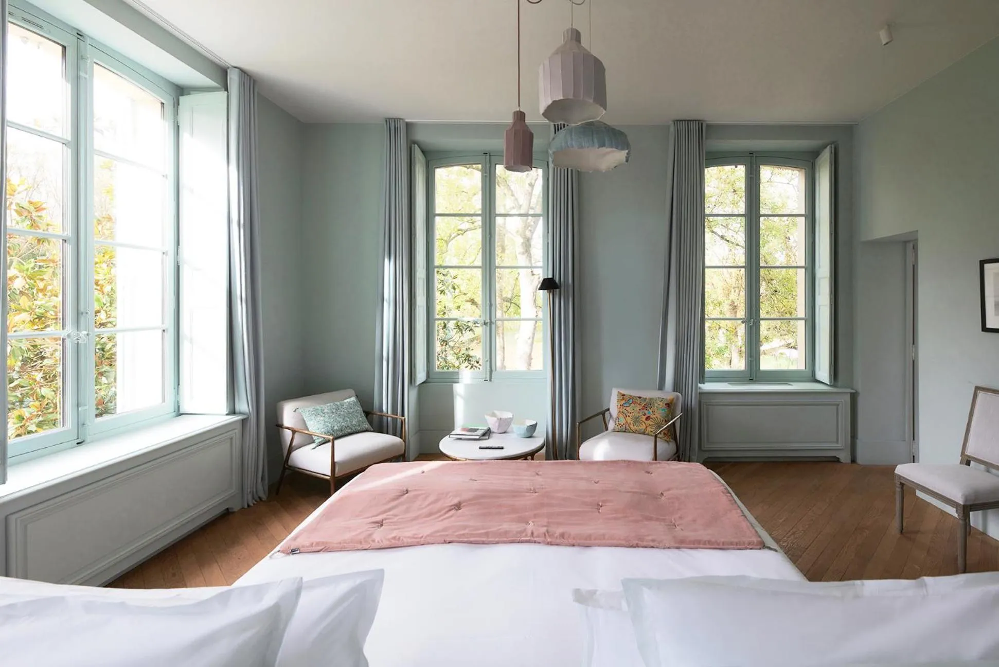 Bed in Domaine de Primard - Fontenille Collection