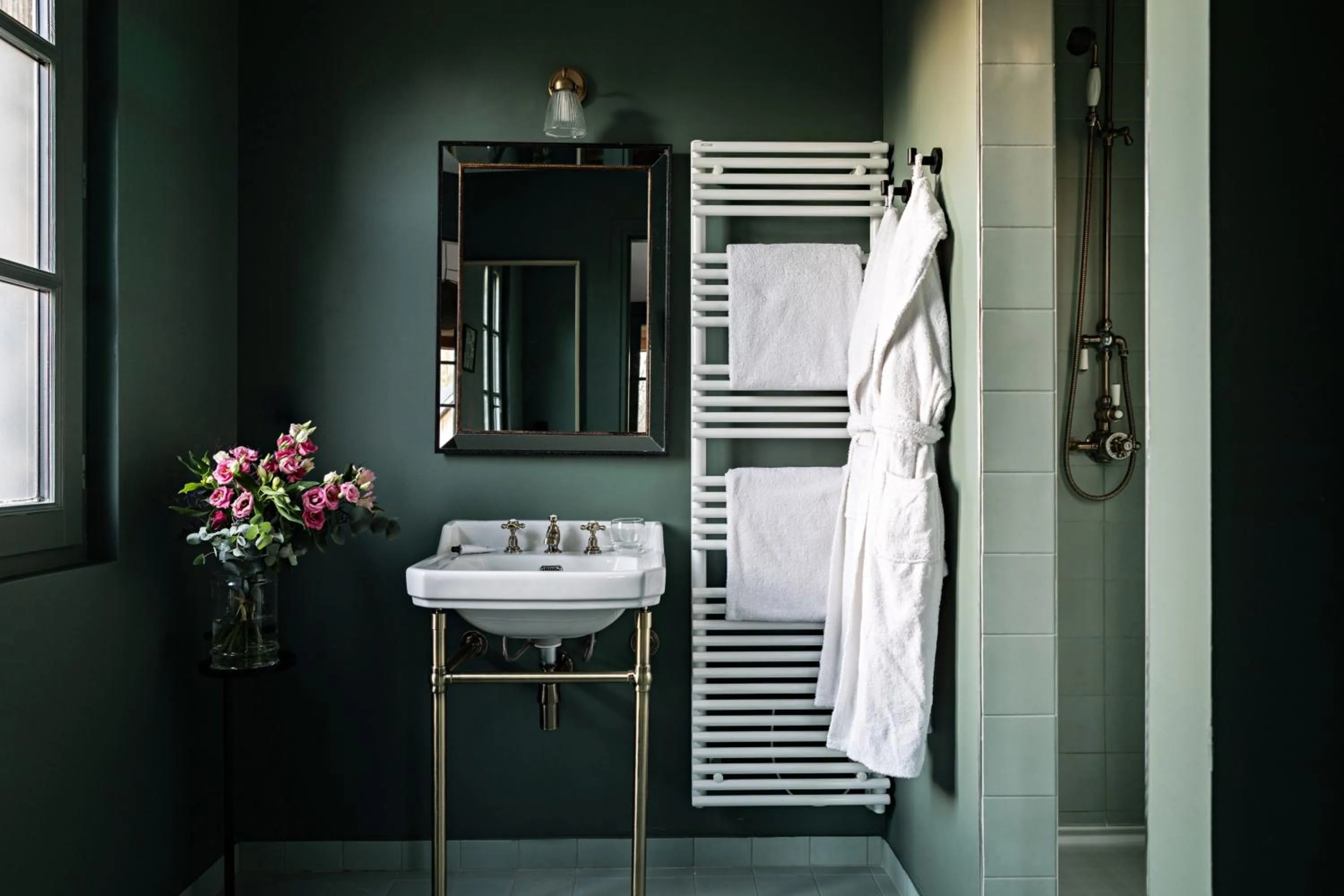 Bathroom in Domaine de Primard - Fontenille Collection