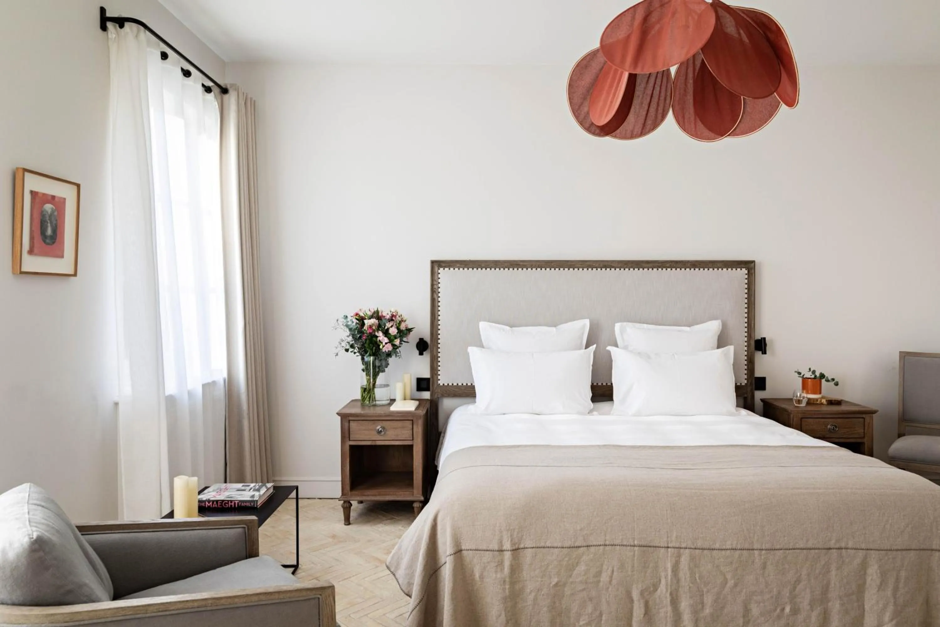 Bed in Domaine de Primard - Fontenille Collection