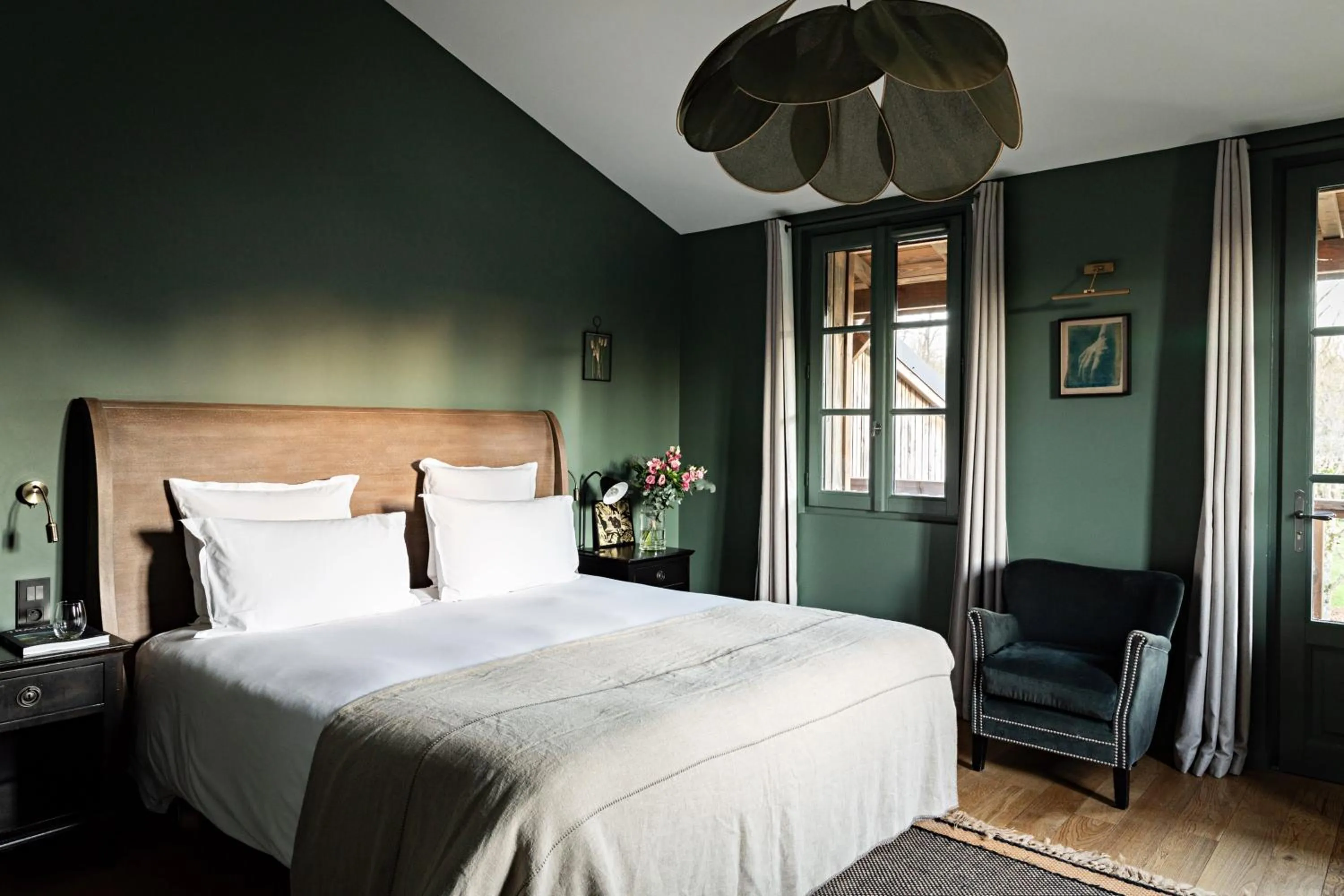 Bed in Domaine de Primard - Fontenille Collection