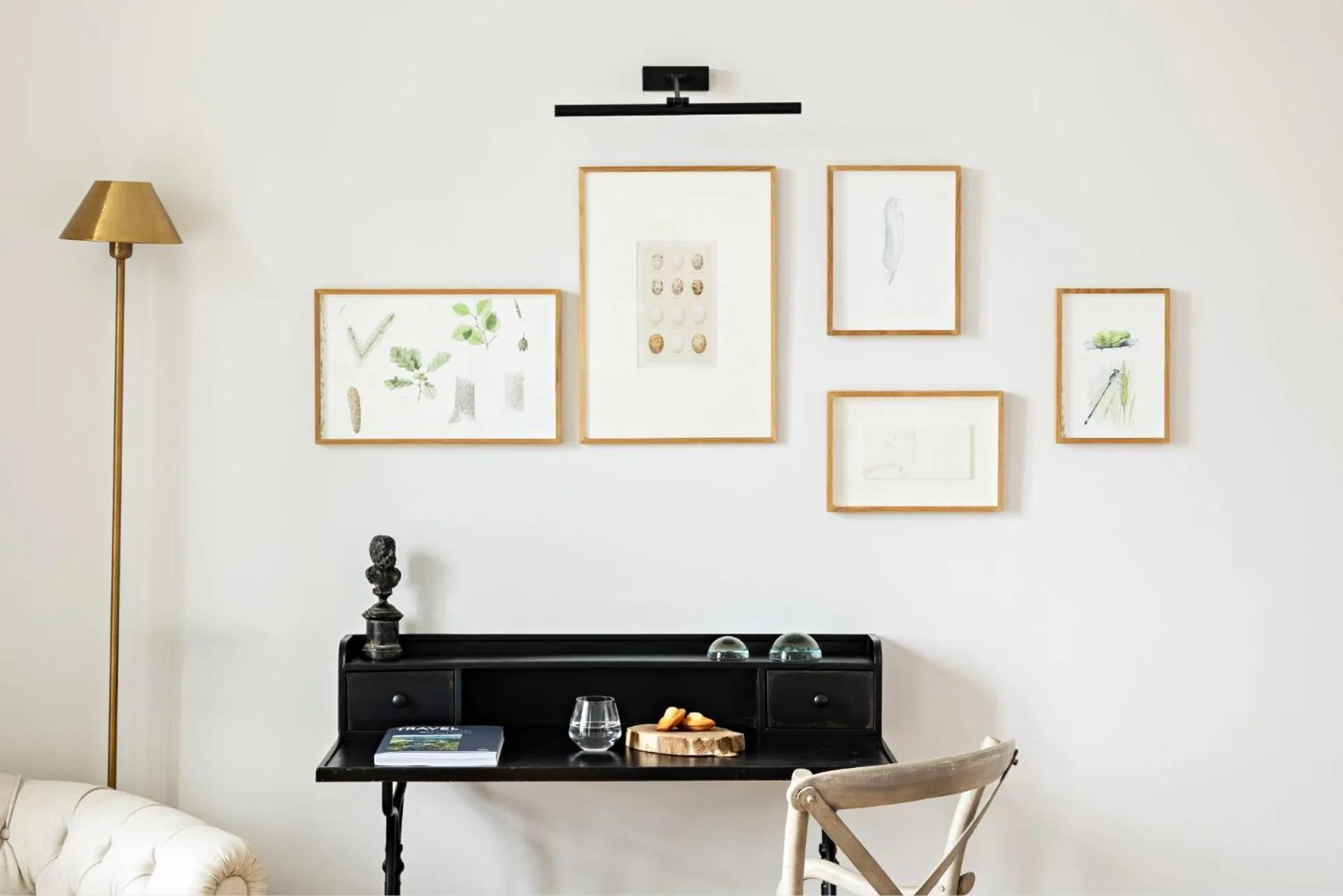 Bedroom in Domaine de Primard - Fontenille Collection