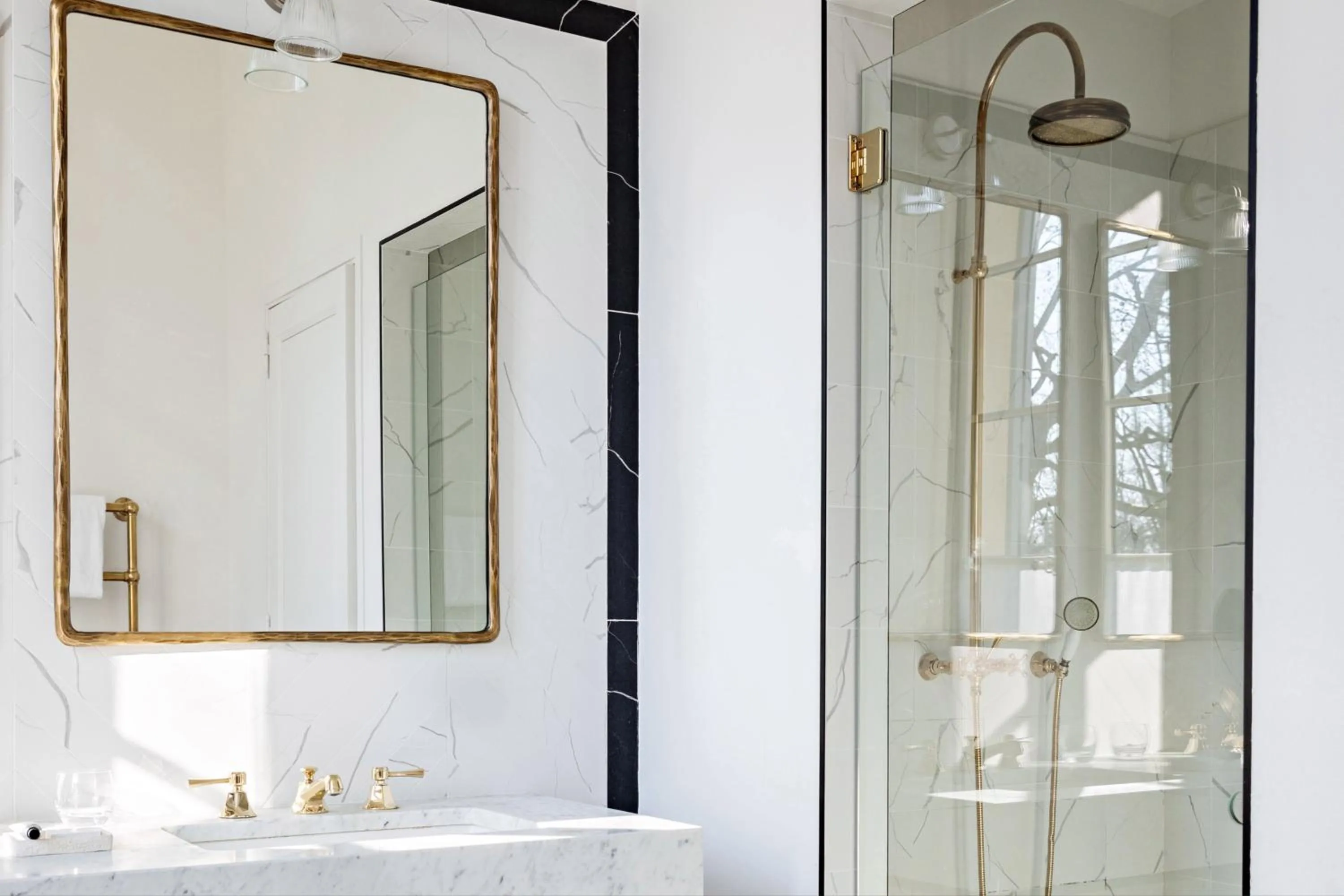 Bathroom in Domaine de Primard - Fontenille Collection