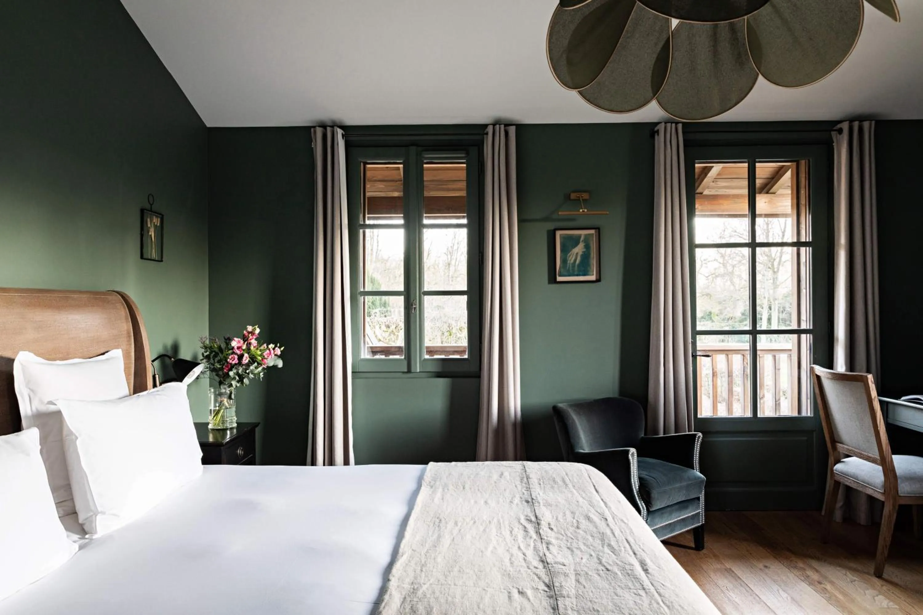 Bed in Domaine de Primard - Fontenille Collection