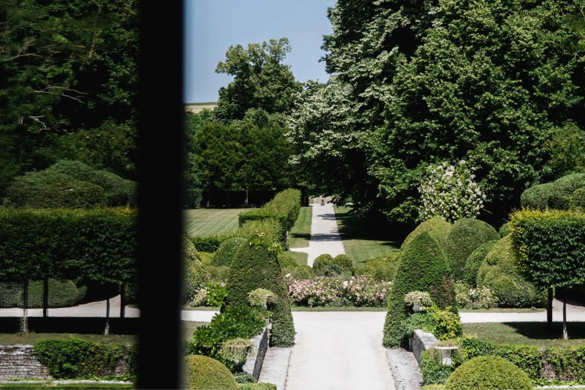 Bedroom in Domaine de Primard - Fontenille Collection