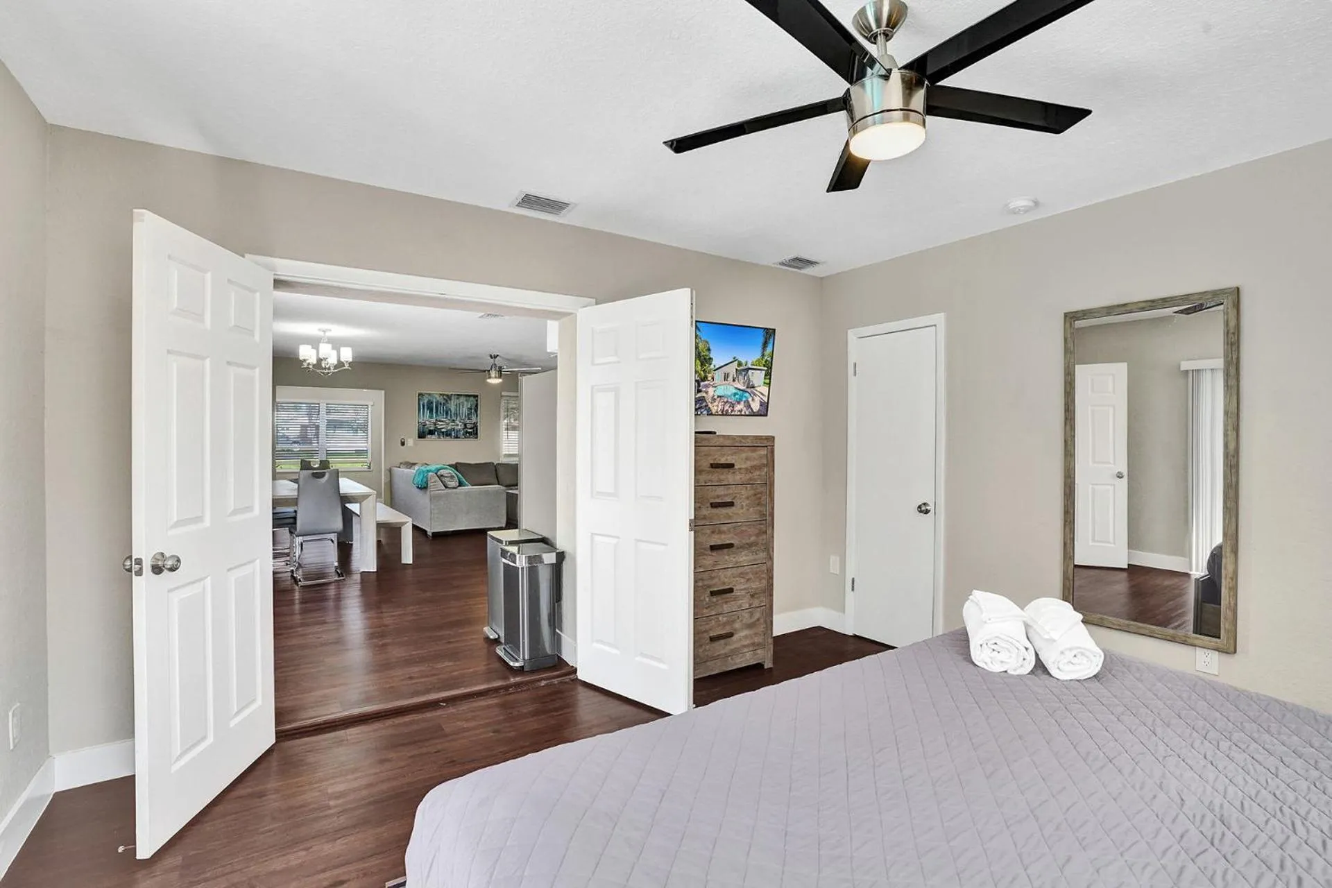 Bed in Pompano Beach House