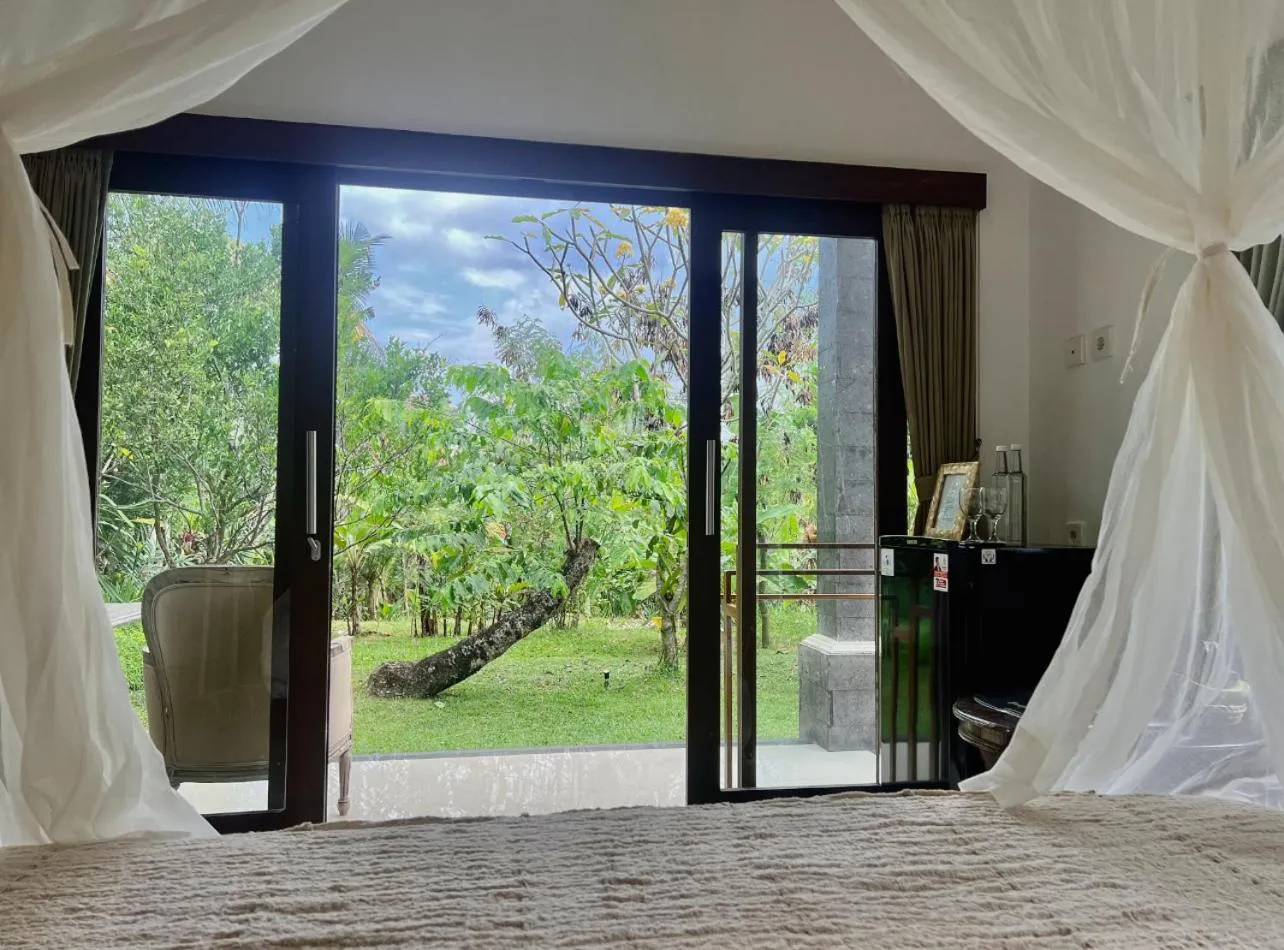 Garden view, Bed in Gayatri