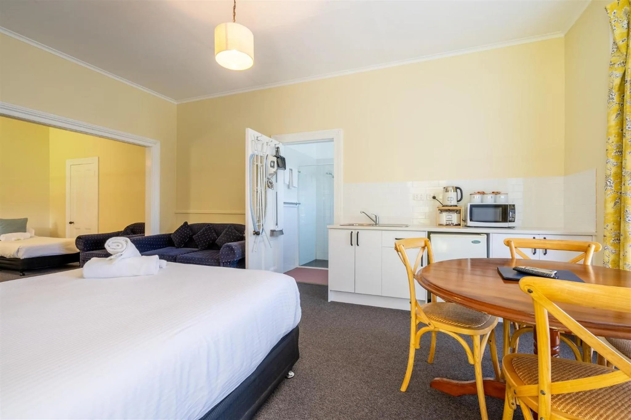 Bed in Coolangatta Estate Shoalhaven Heads