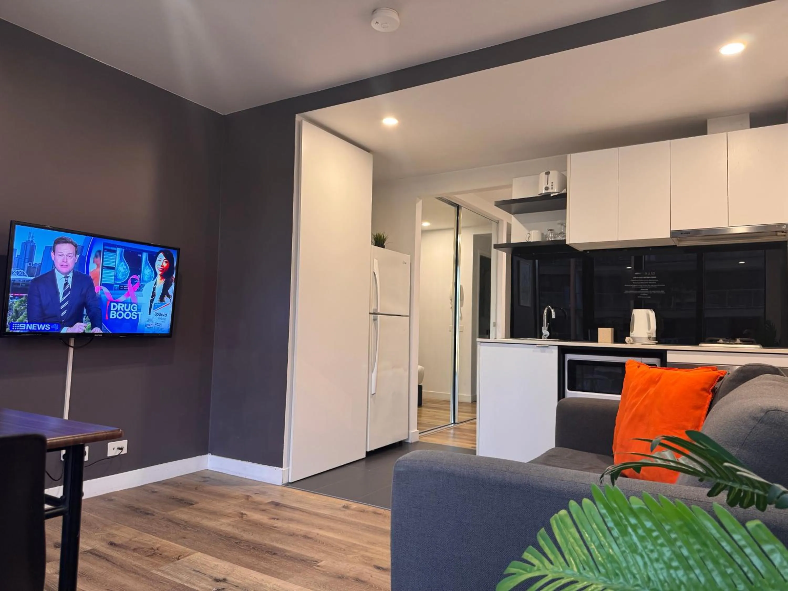 Aura on Flinders Serviced Apartments